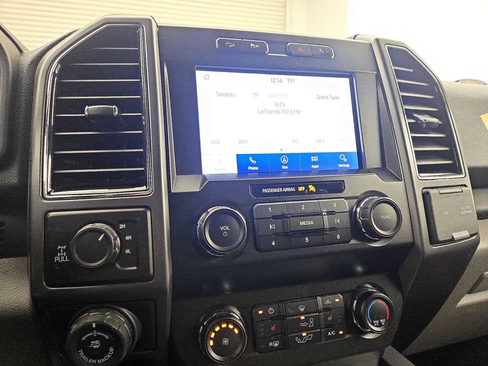 2020 Ford F-150 XLT - Photo 18