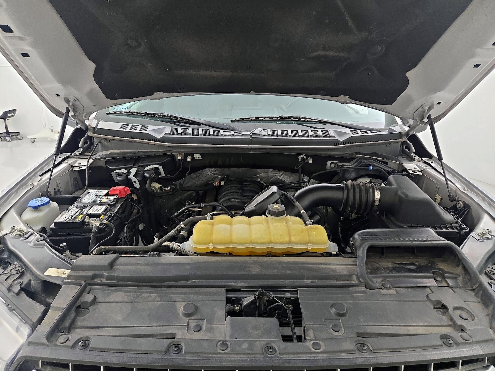 2020 Ford F-150 XLT - Photo 23