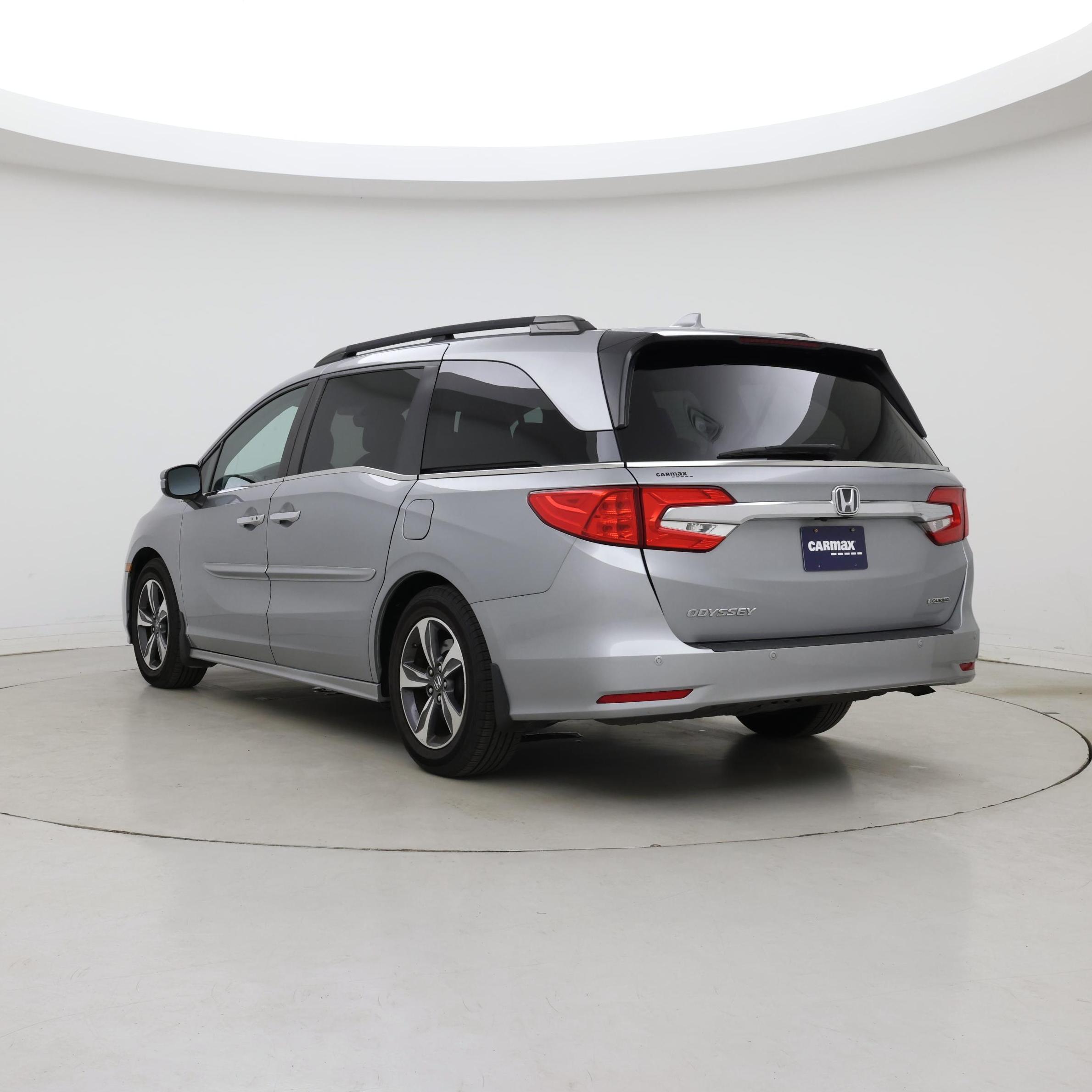 Thumbnail: 2018 Honda Odyssey - 2