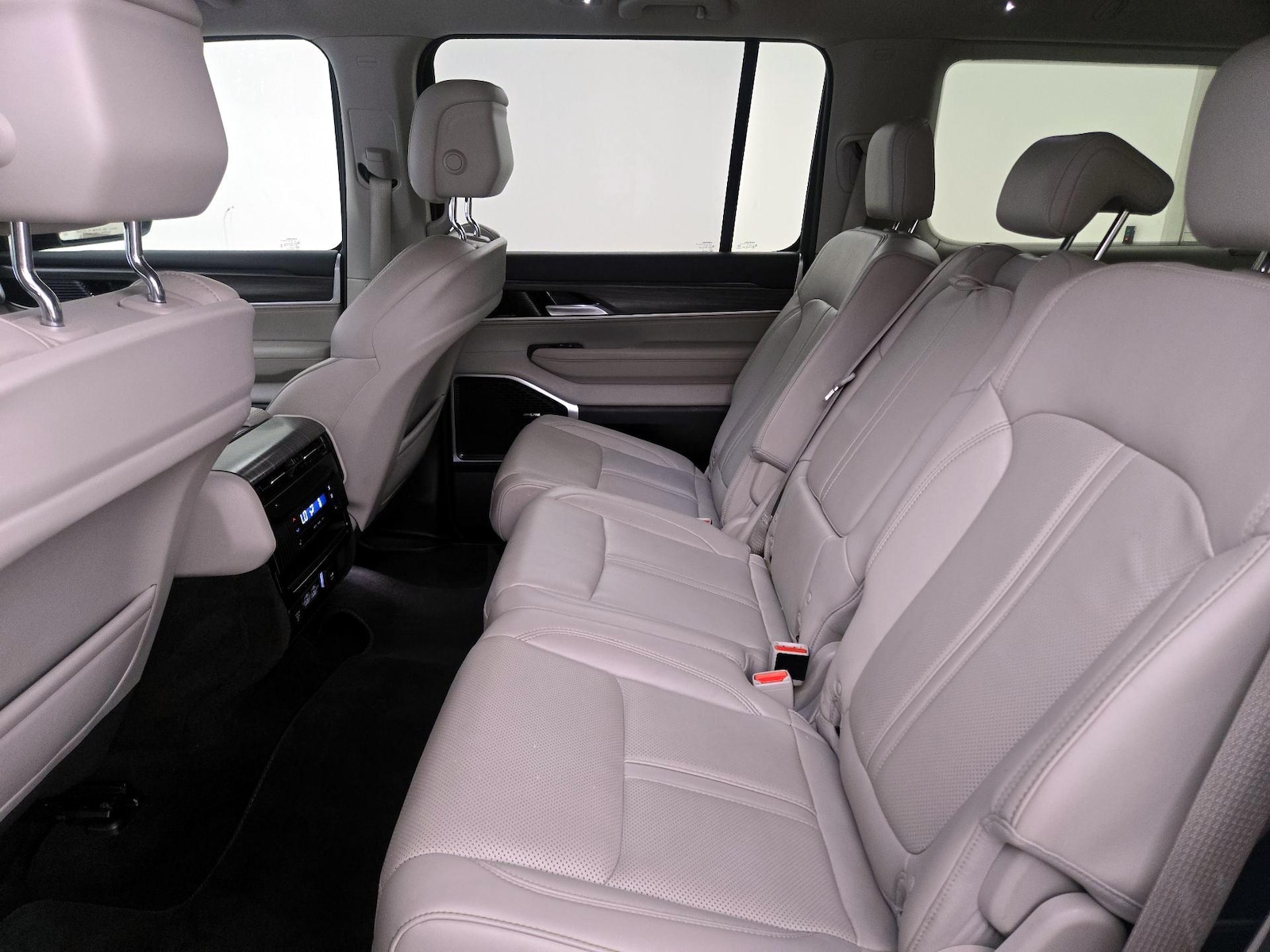 Rear Air Conditioning