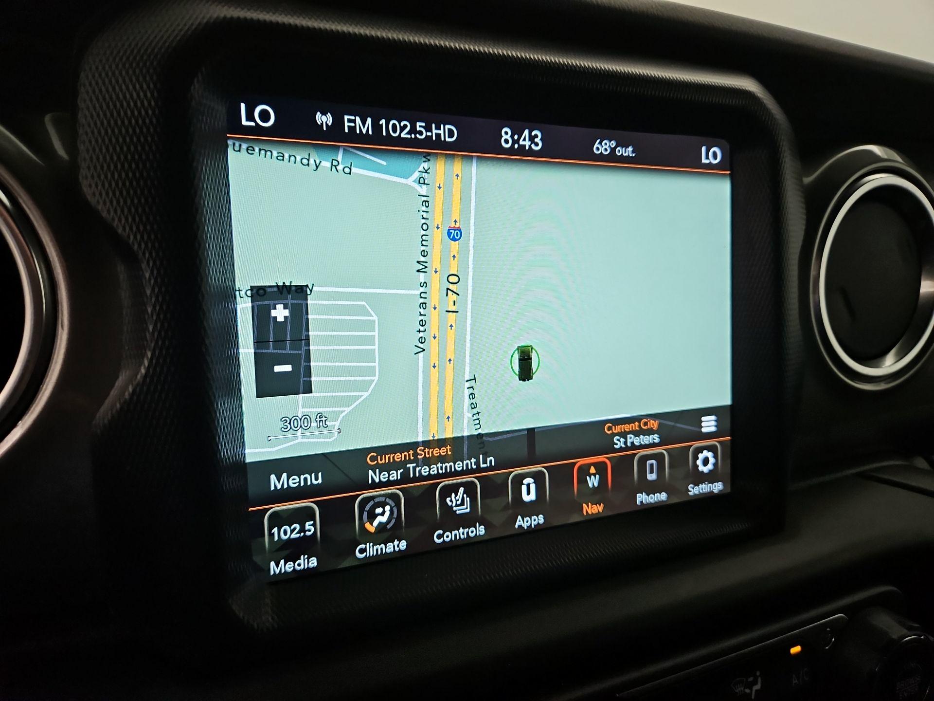 Thumbnail: 2020 Jeep Wrangler - 14