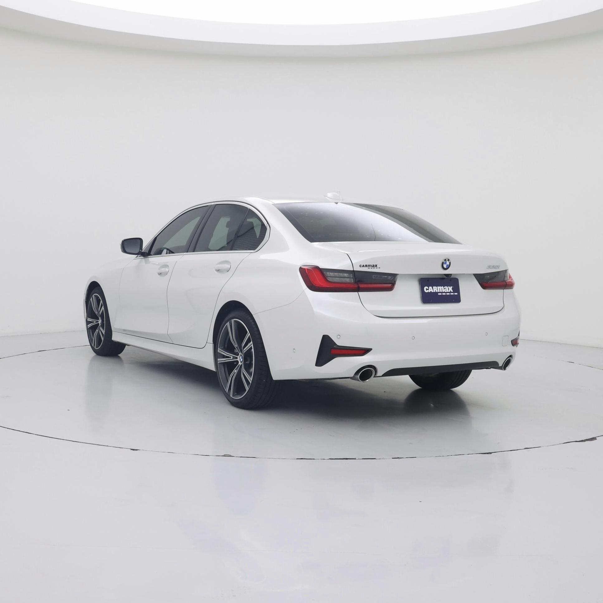 Thumbnail: 2020 BMW 3 Series - 2