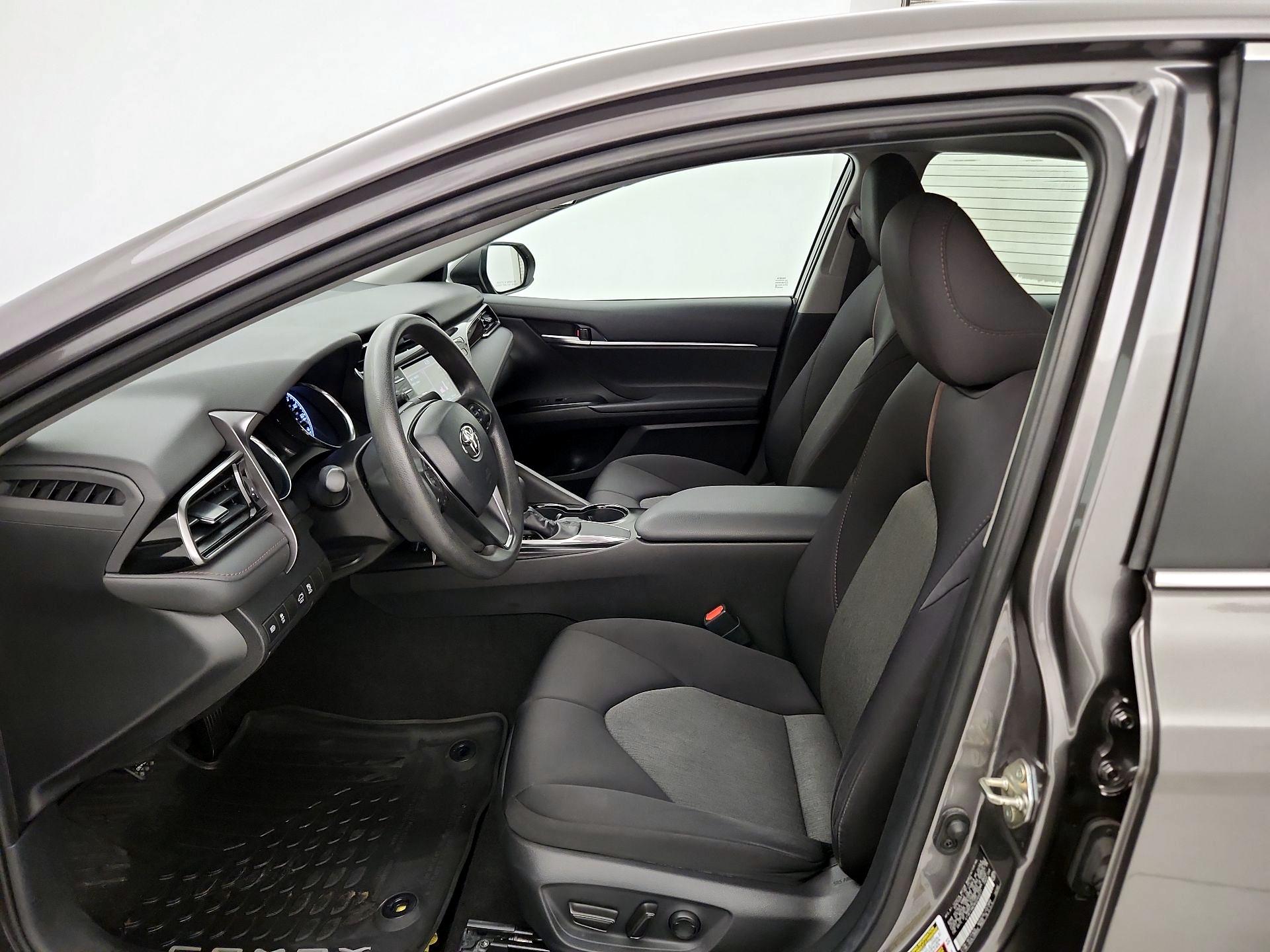 Thumbnail: 2019 Toyota Camry - 11