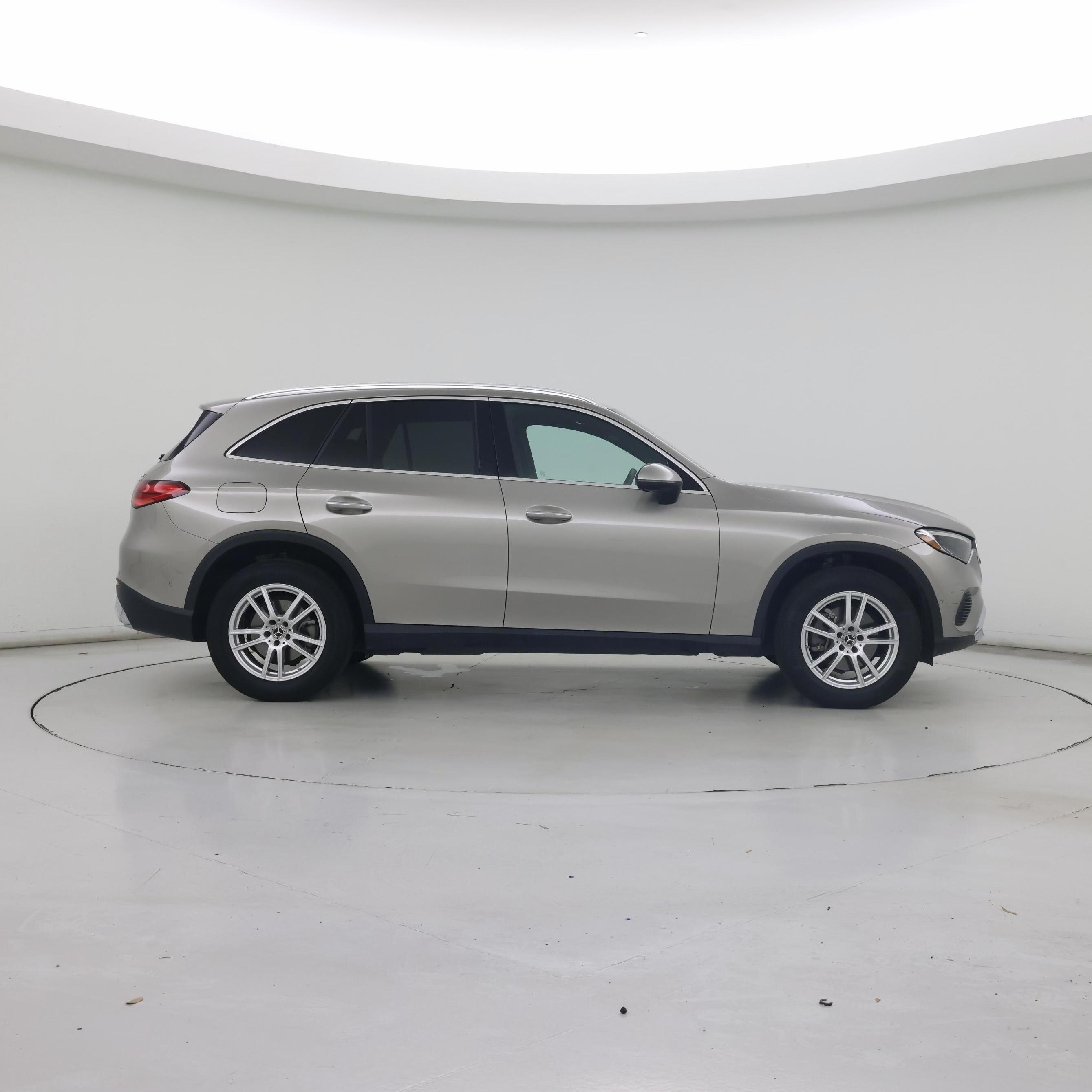 Thumbnail: 2024 Mercedes-Benz GLC - 7