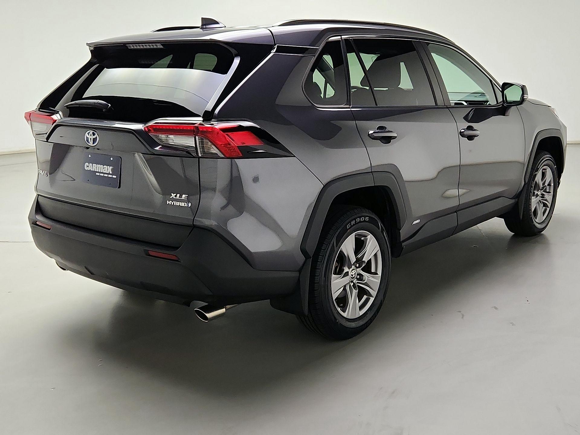 Thumbnail: 2024 Toyota RAV4 - 5