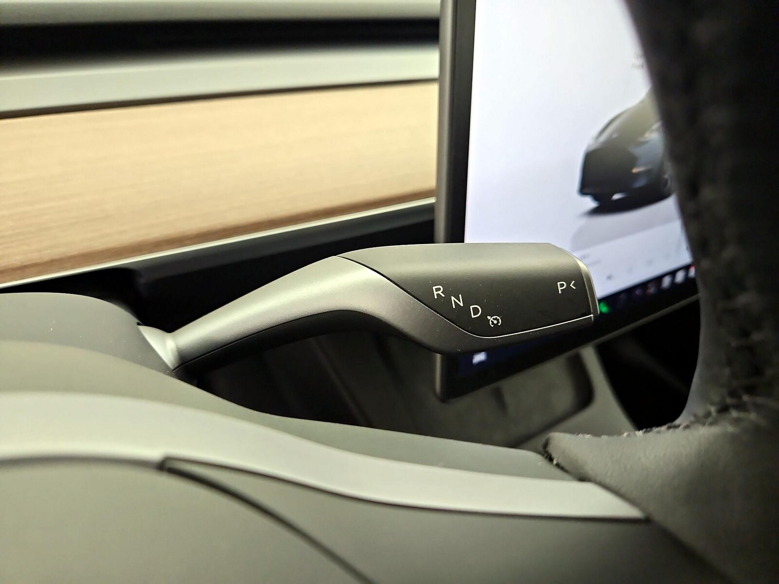 2024 Tesla Model Y Long Range - Photo 18