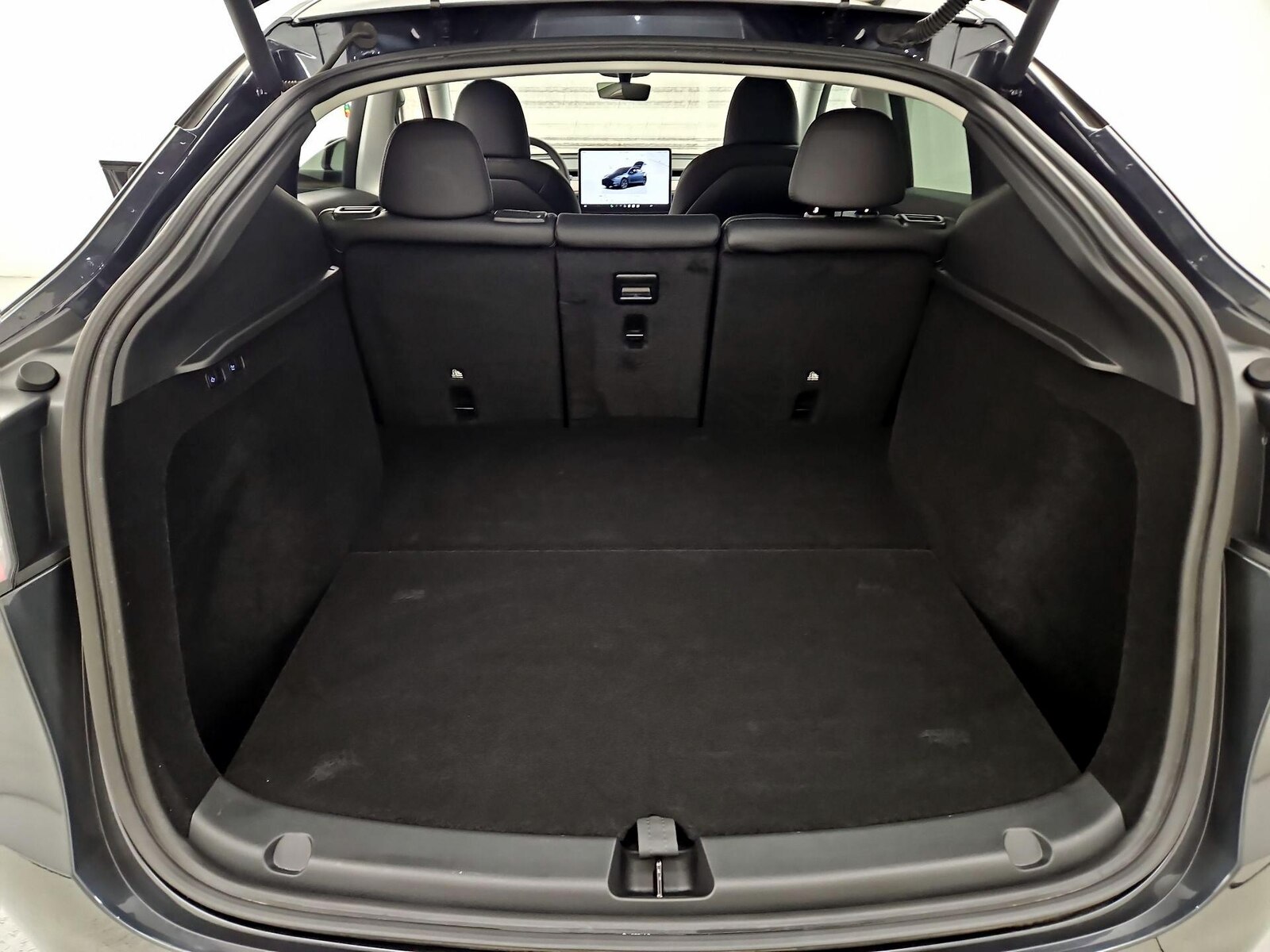 2024 Tesla Model Y Long Range - Photo 22
