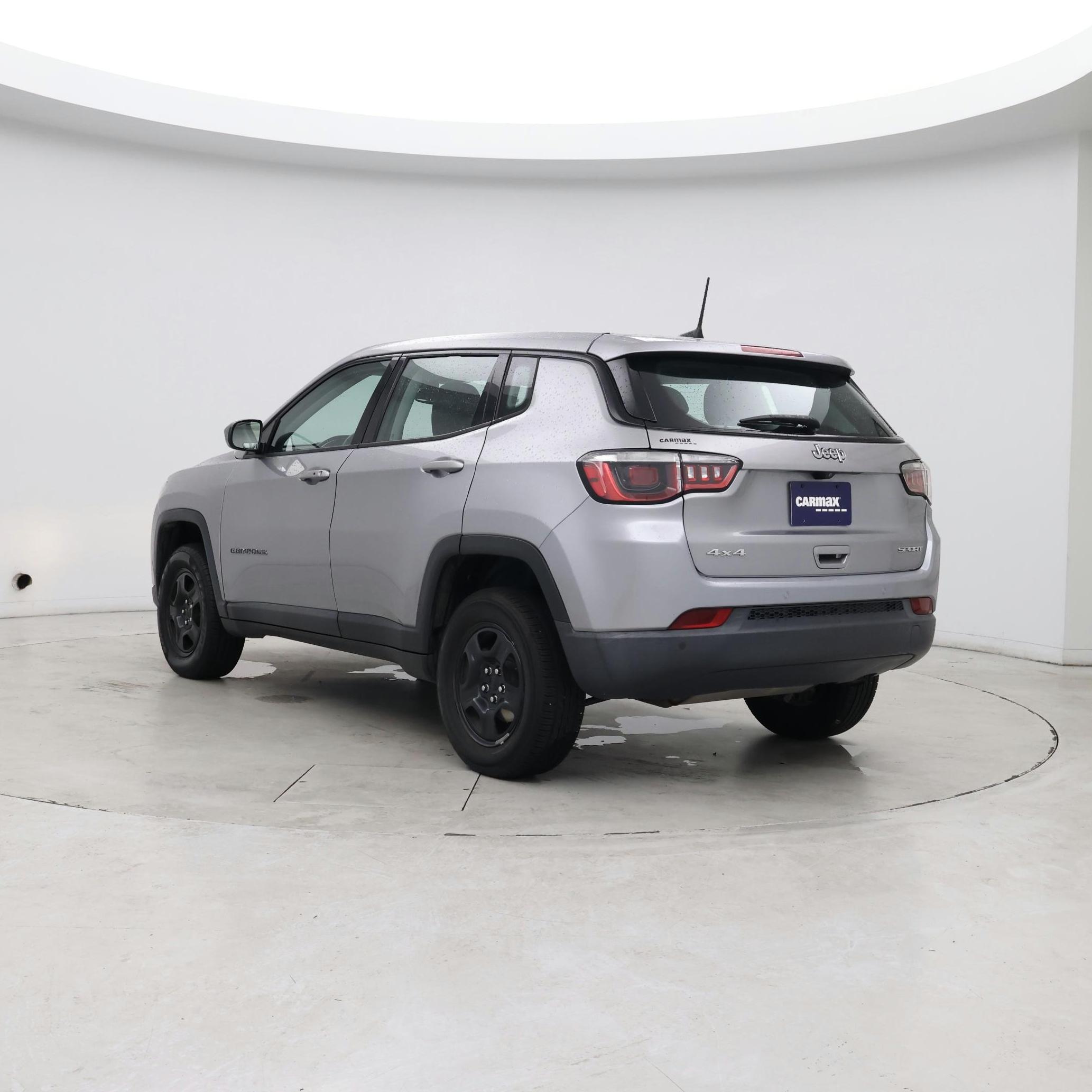 Thumbnail: 2018 Jeep Compass - 2