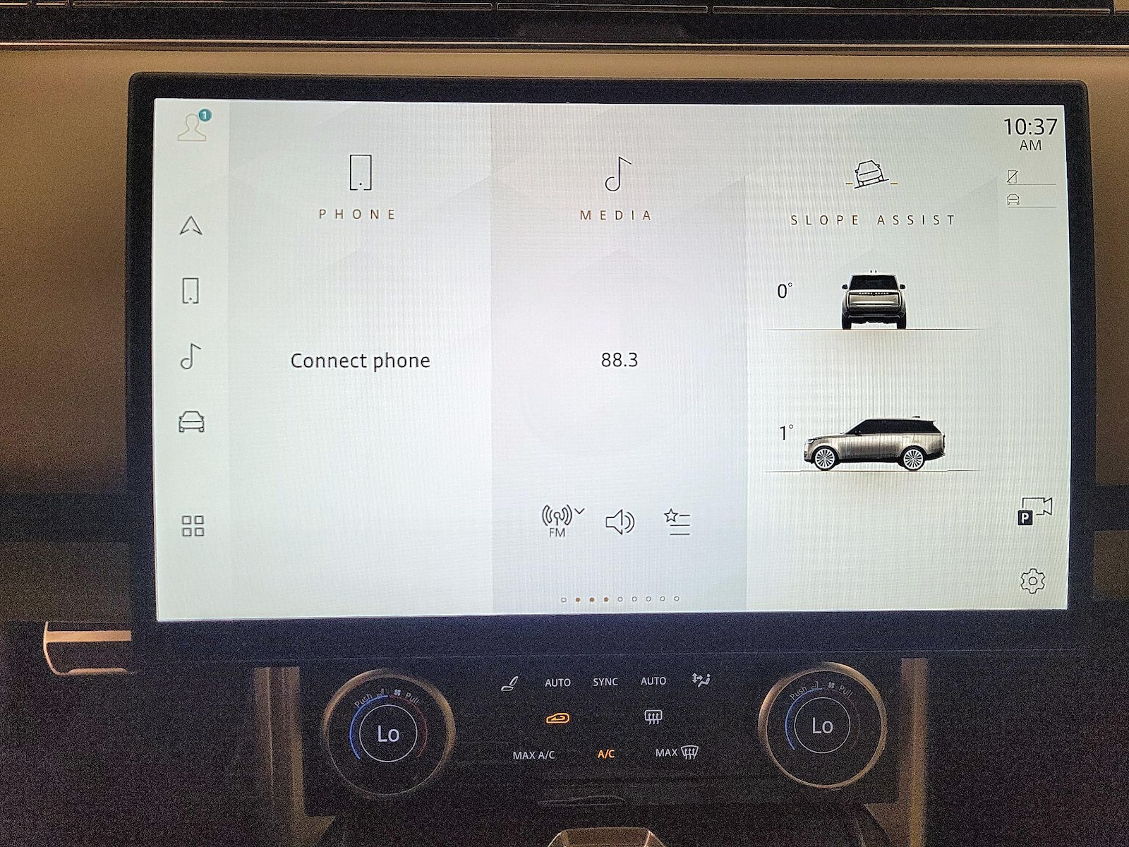 2023 Land Rover Range Rover SE - Photo 17