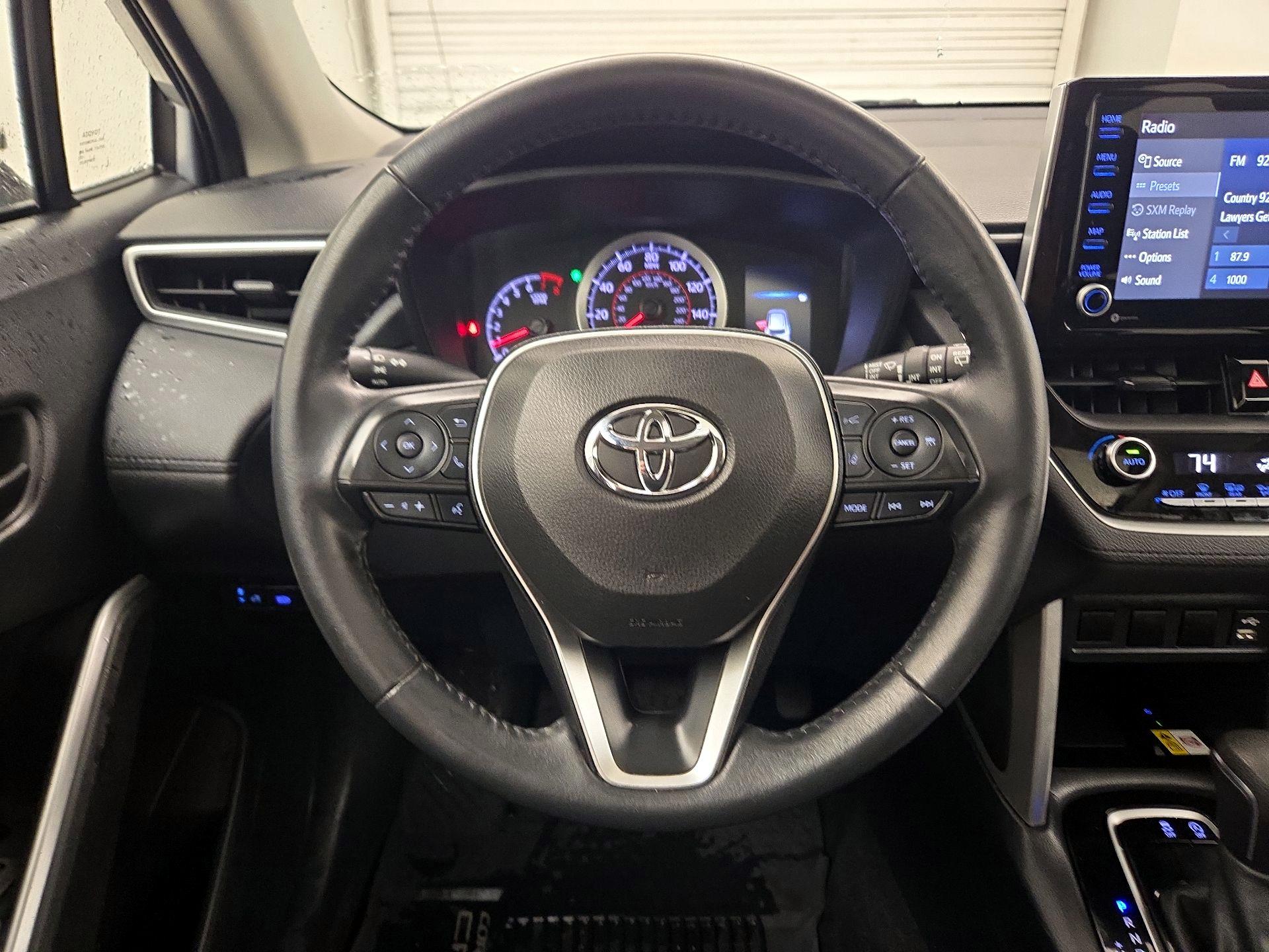 Thumbnail: 2022 Toyota Corolla Cross - 10