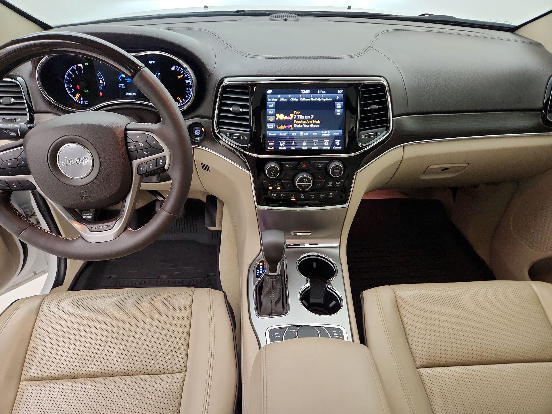 Thumbnail: 2020 Jeep Grand Cherokee - 9