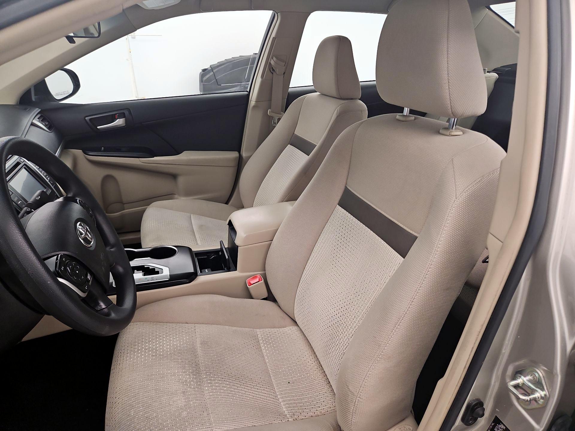 Thumbnail: 2014 Toyota Camry - 11