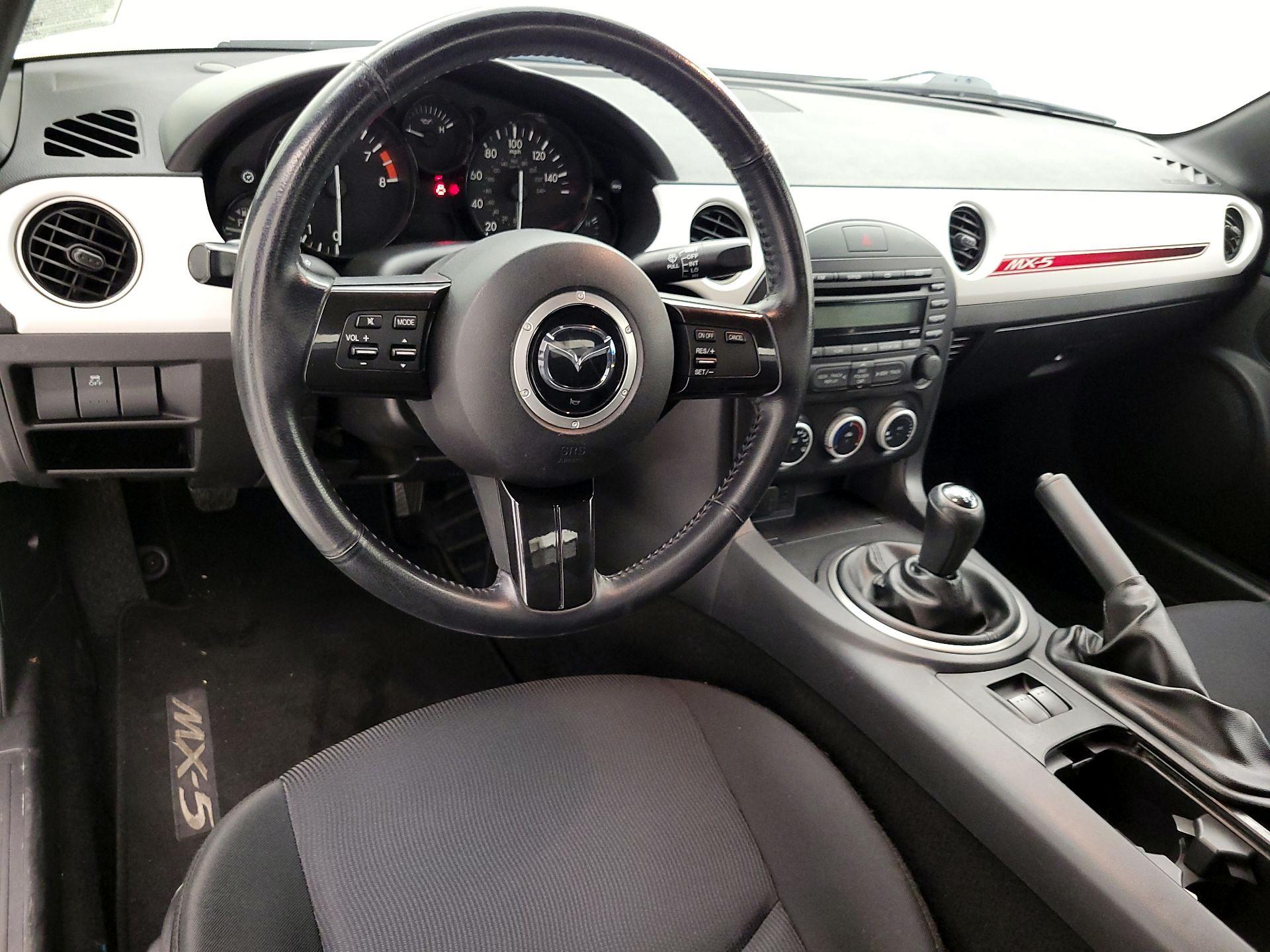 Thumbnail: 2014 Mazda MX-5 Miata - 9