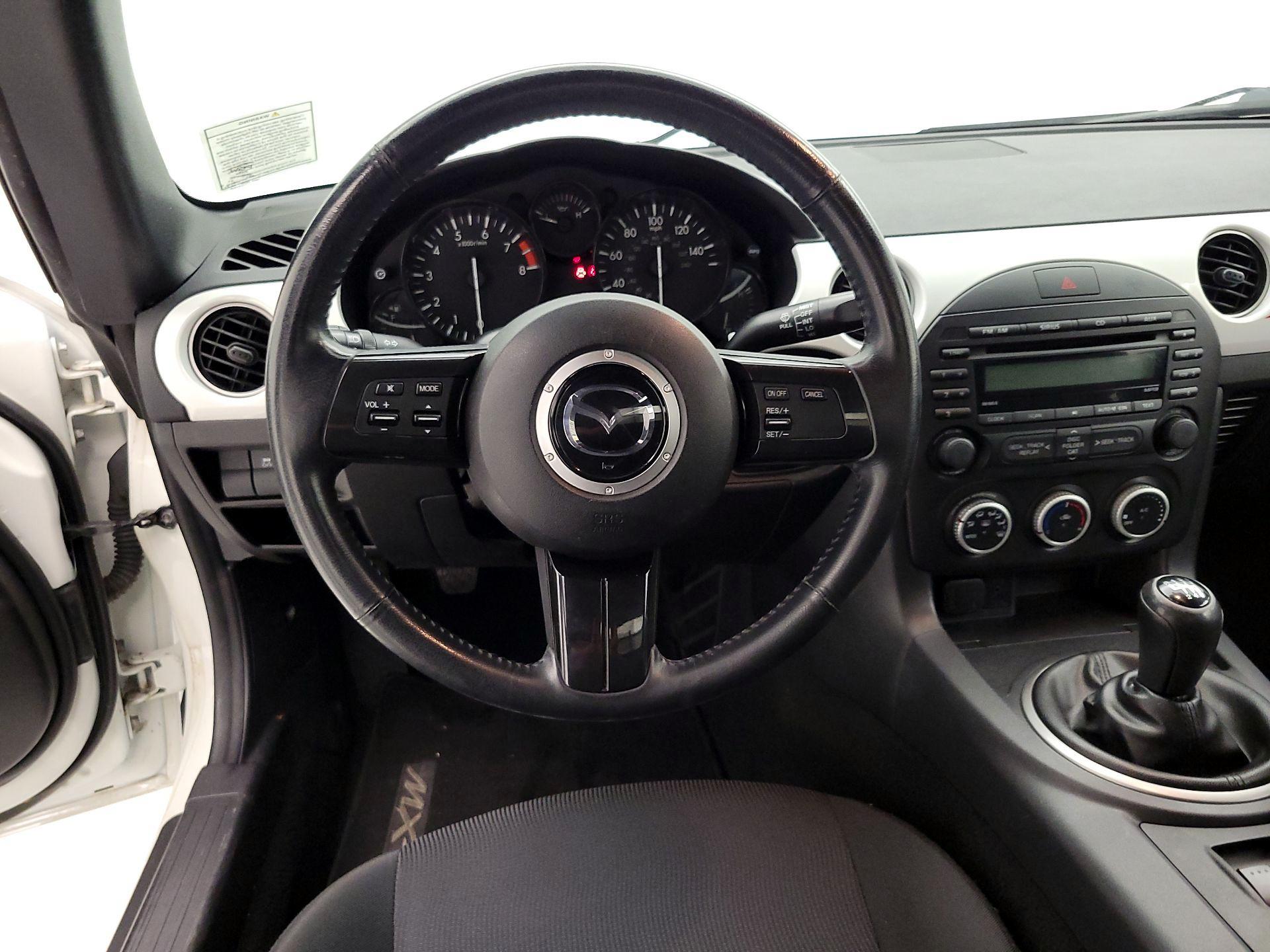 Thumbnail: 2014 Mazda MX-5 Miata - 10