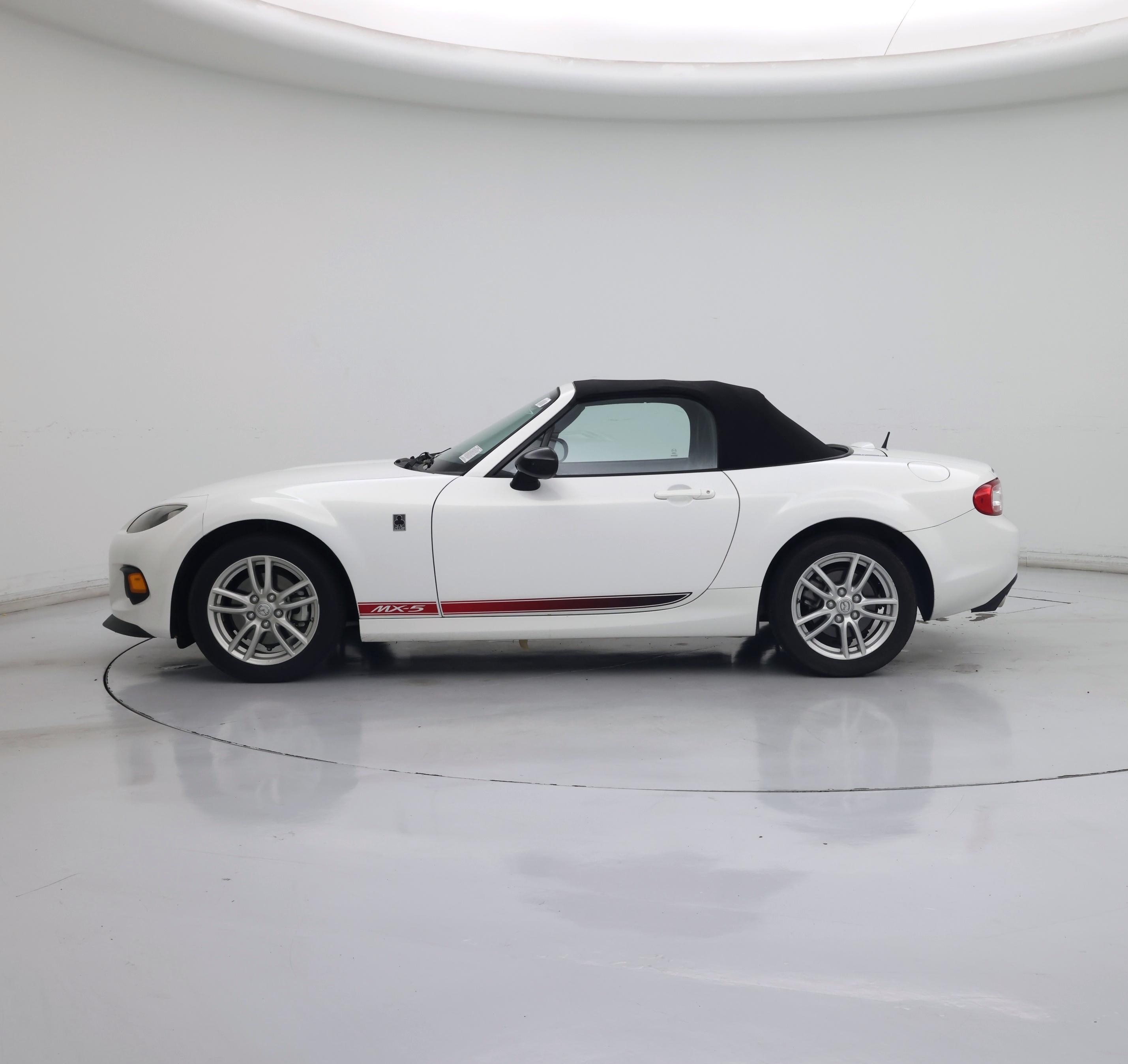 Thumbnail: 2014 Mazda MX-5 Miata - 3