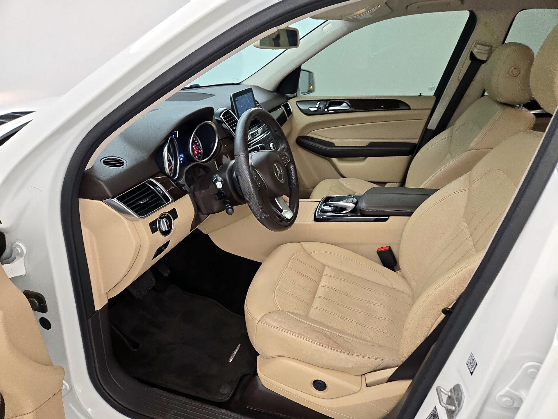 Thumbnail: 2018 Mercedes-Benz GLE - 11