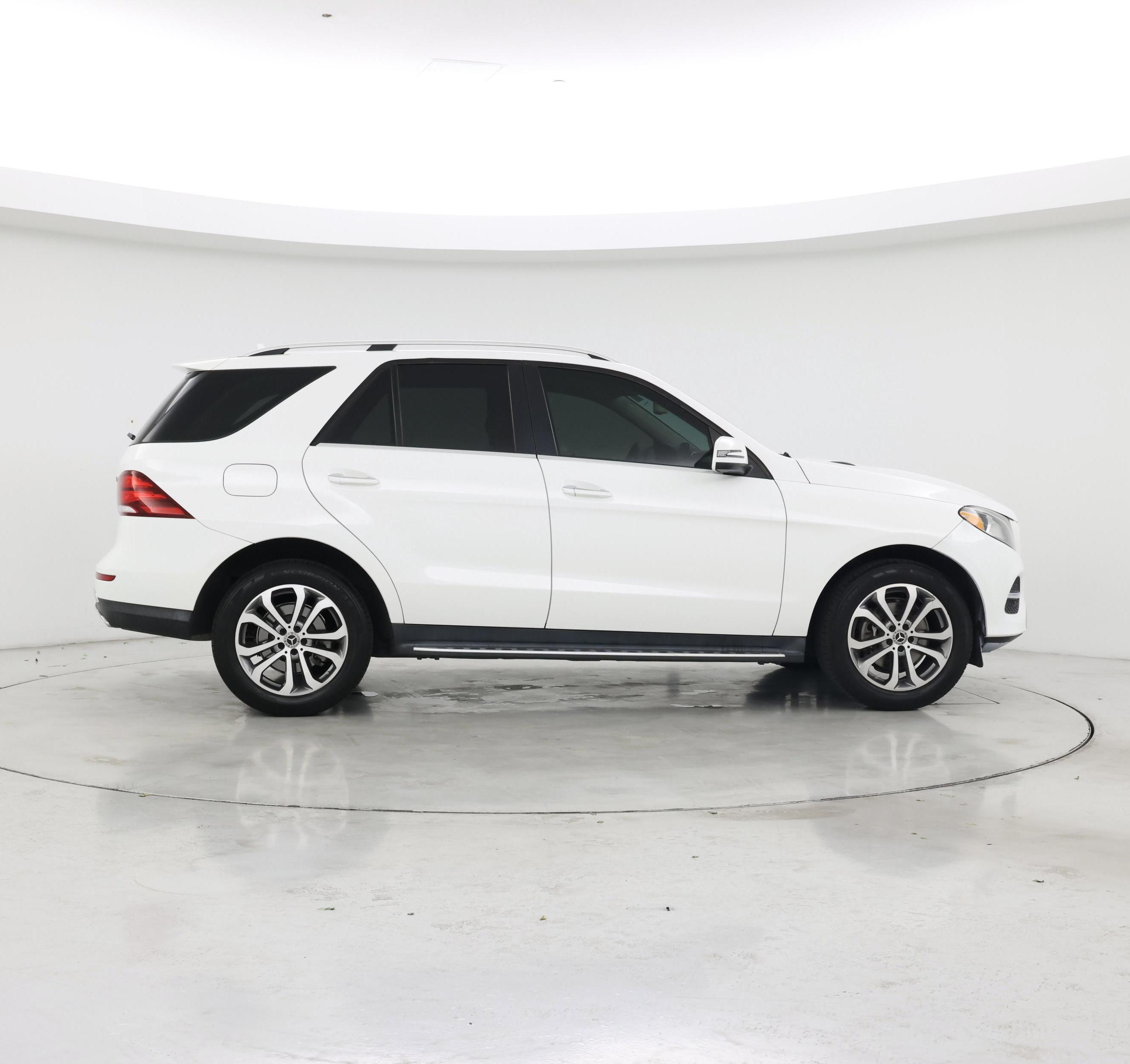 Thumbnail: 2018 Mercedes-Benz GLE - 7