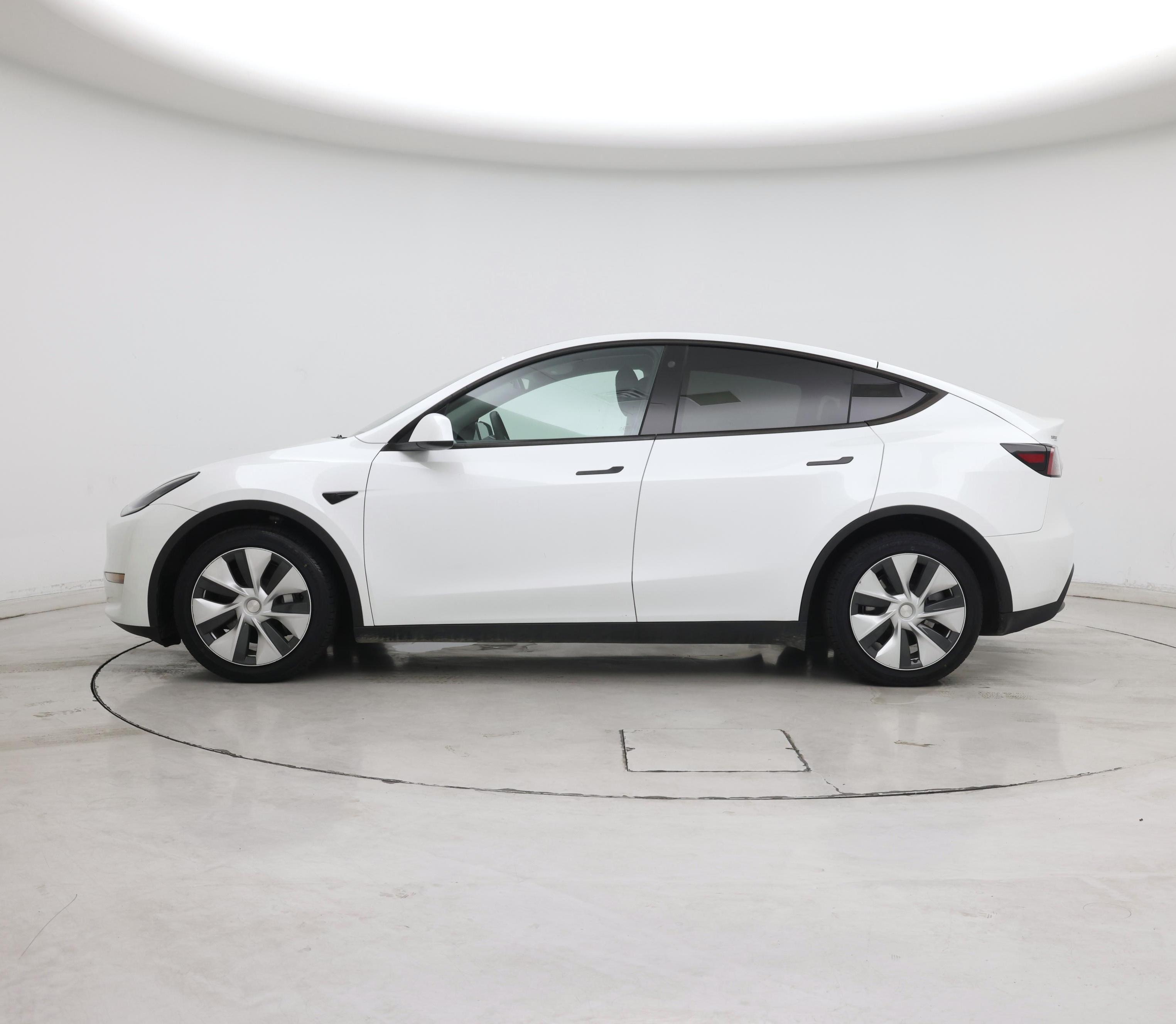 Thumbnail: 2022 Tesla Model Y - 3