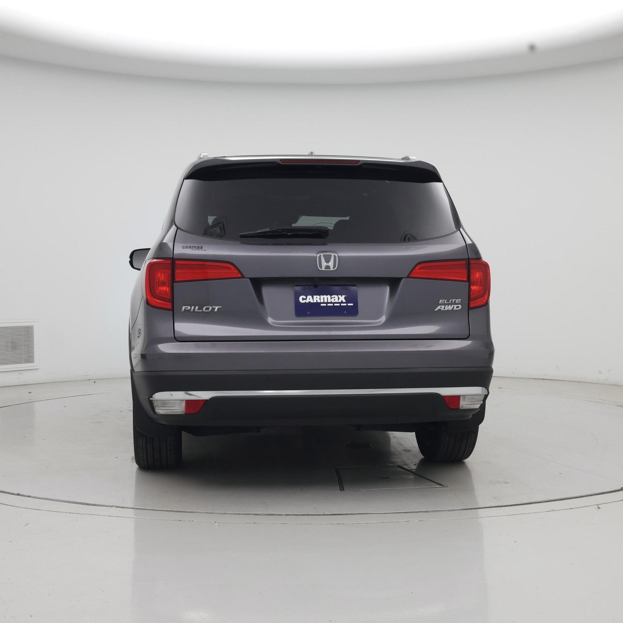 Thumbnail: 2017 Honda Pilot - 6
