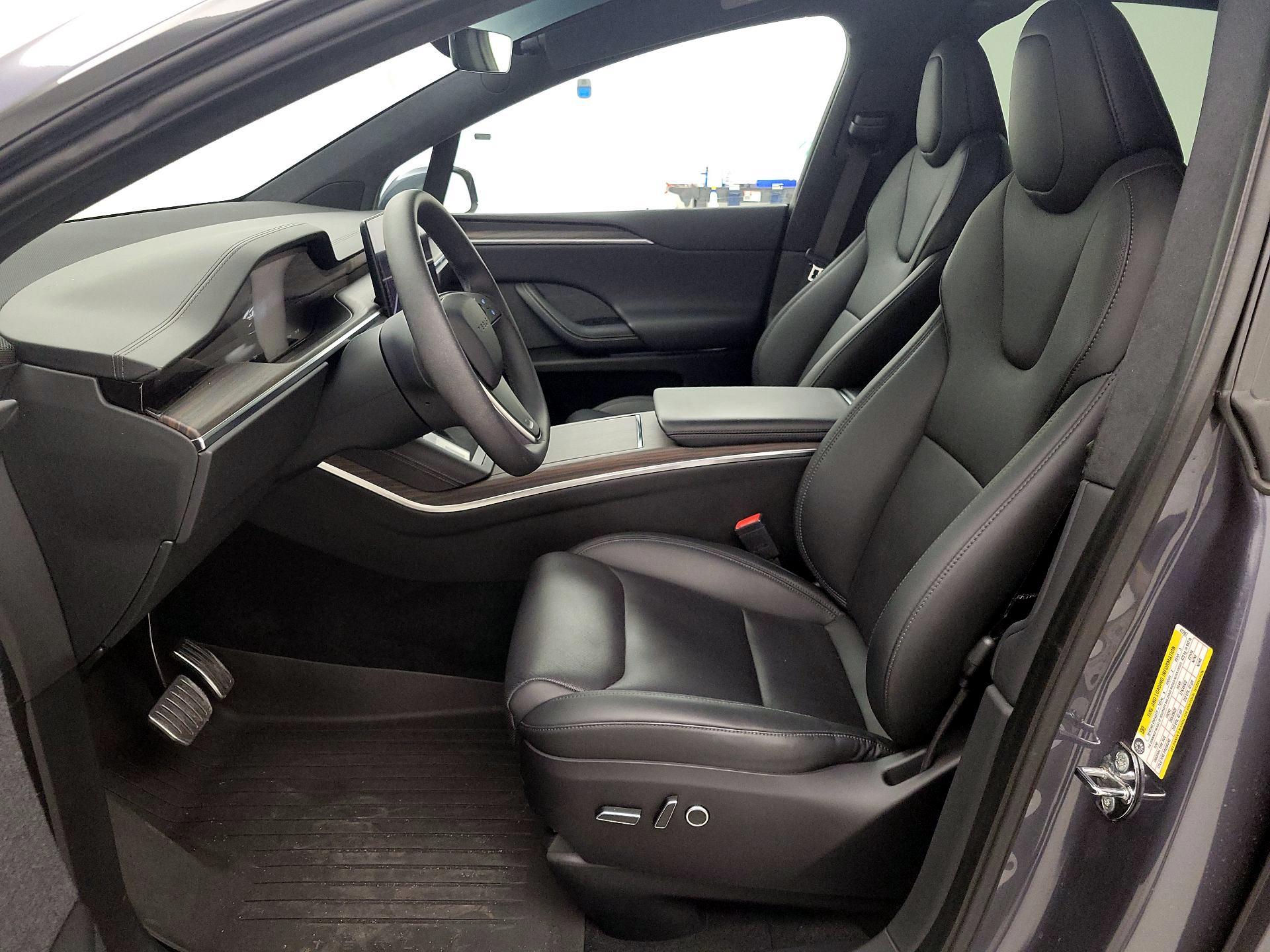 Thumbnail: 2023 Tesla Model X - 11