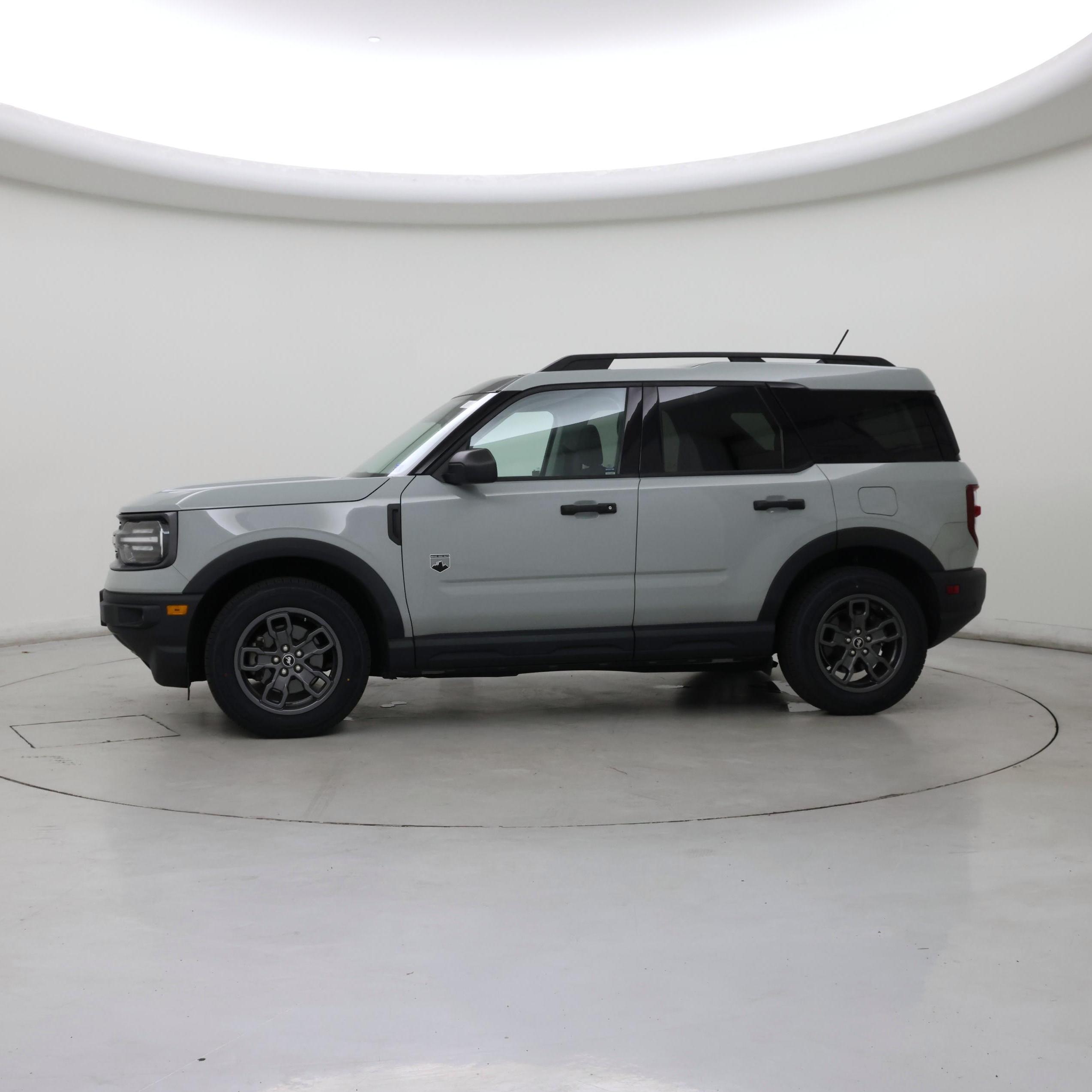 Thumbnail: 2023 Ford Bronco Sport - 3