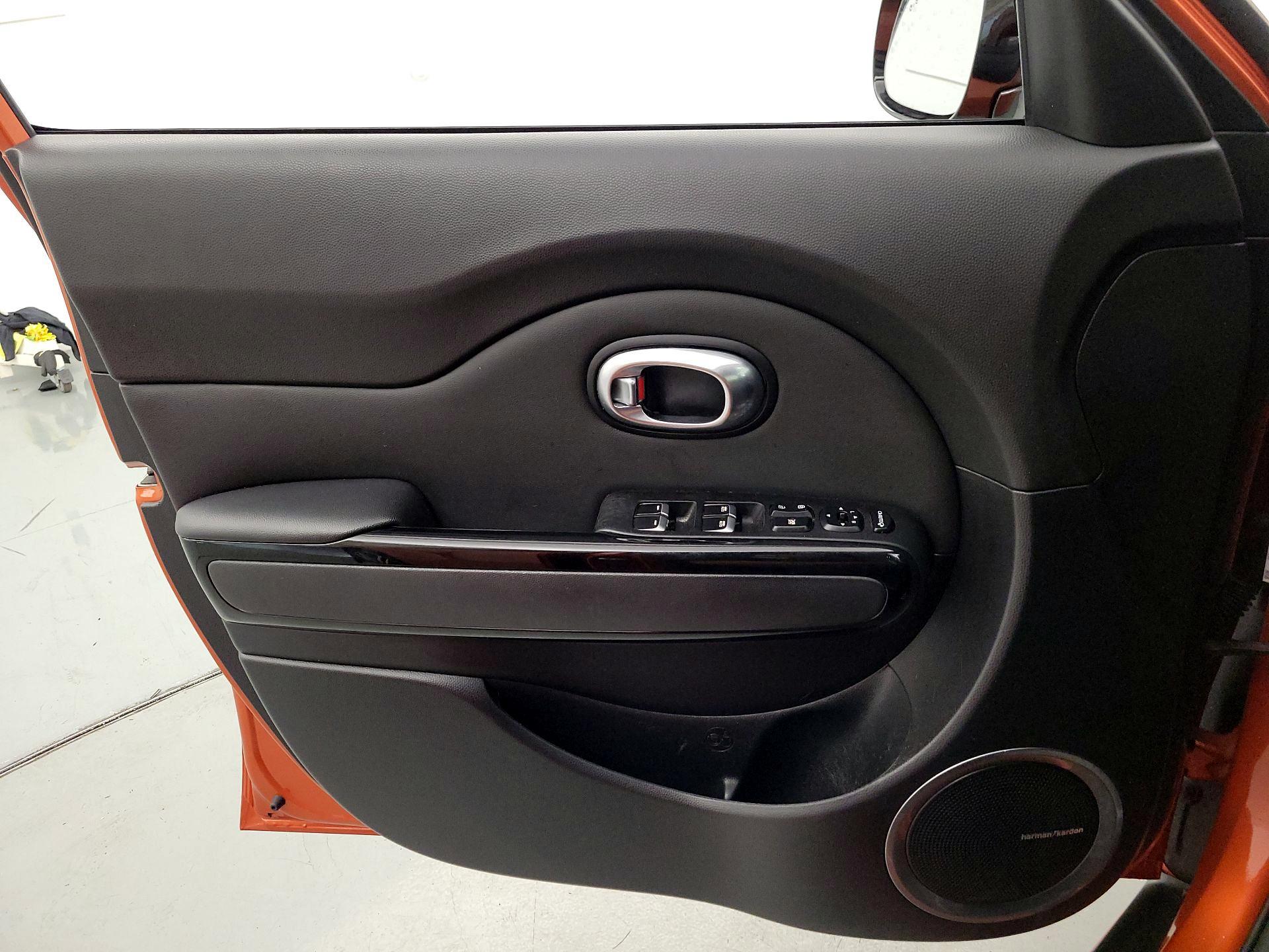Thumbnail: 2018 Kia Soul - 12