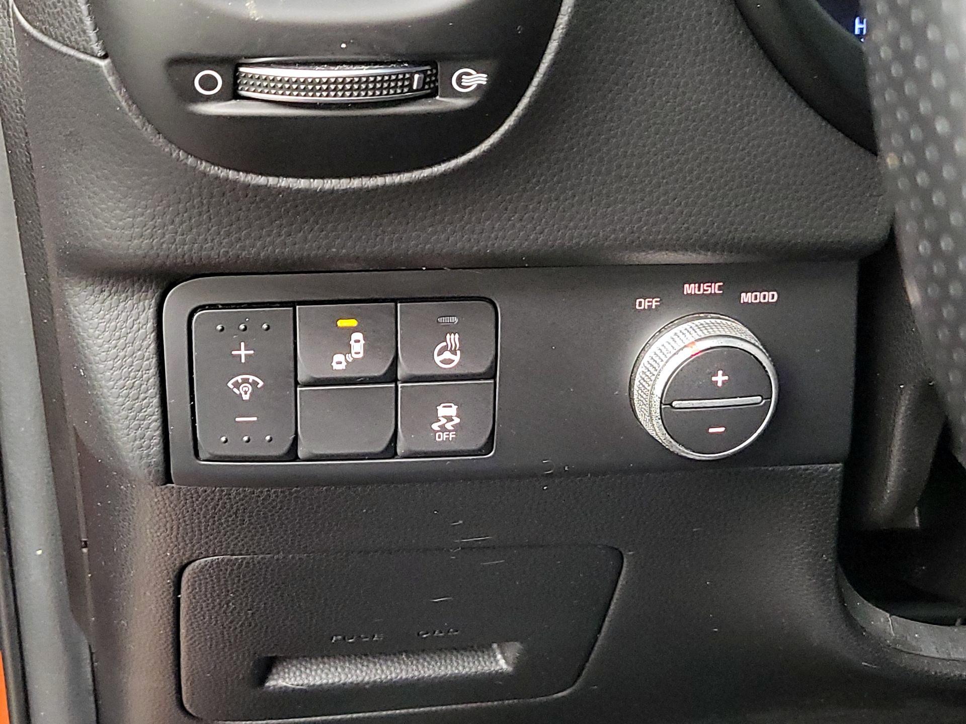 Thumbnail: 2018 Kia Soul - 13