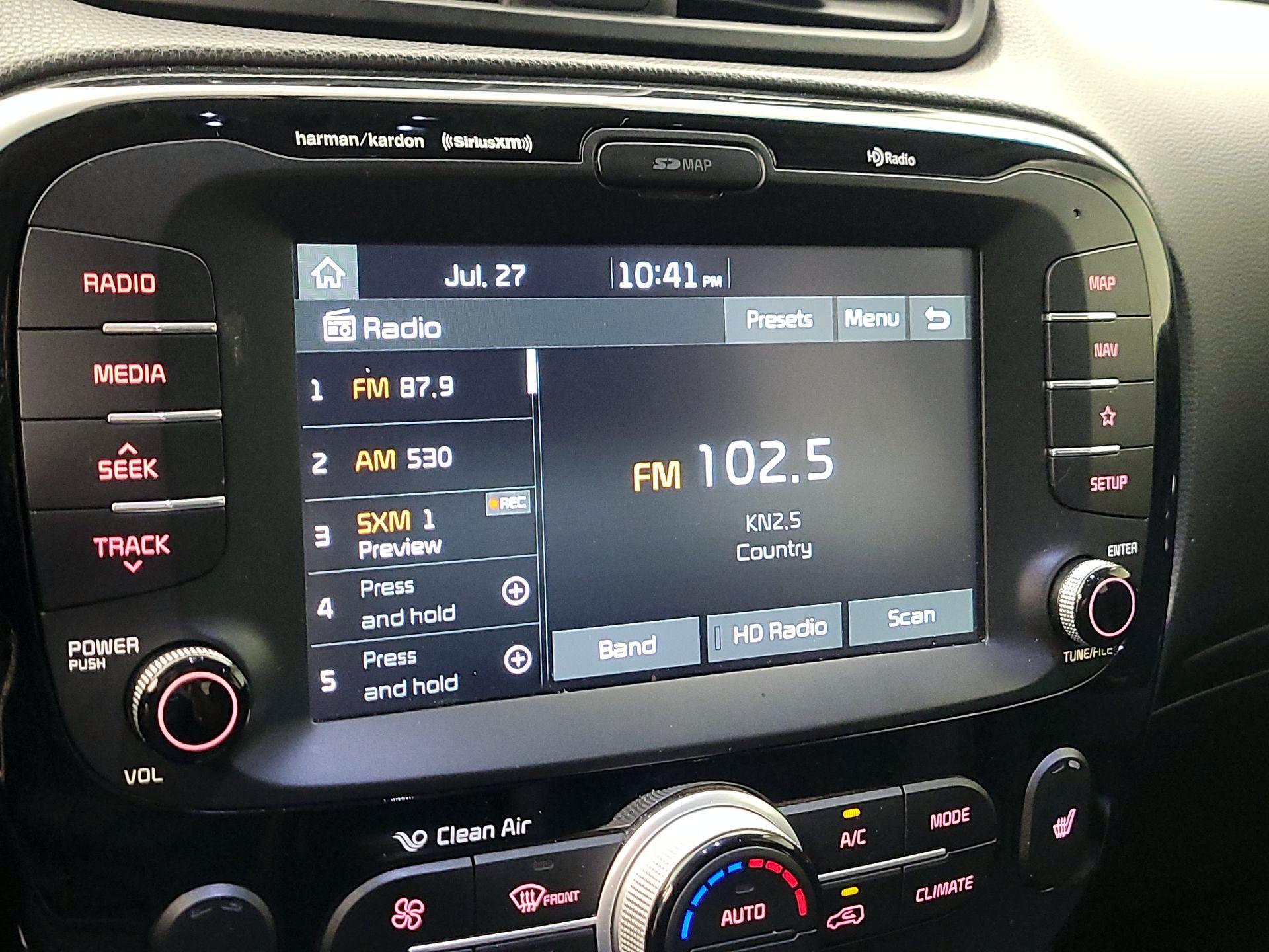 Thumbnail: 2018 Kia Soul - 16
