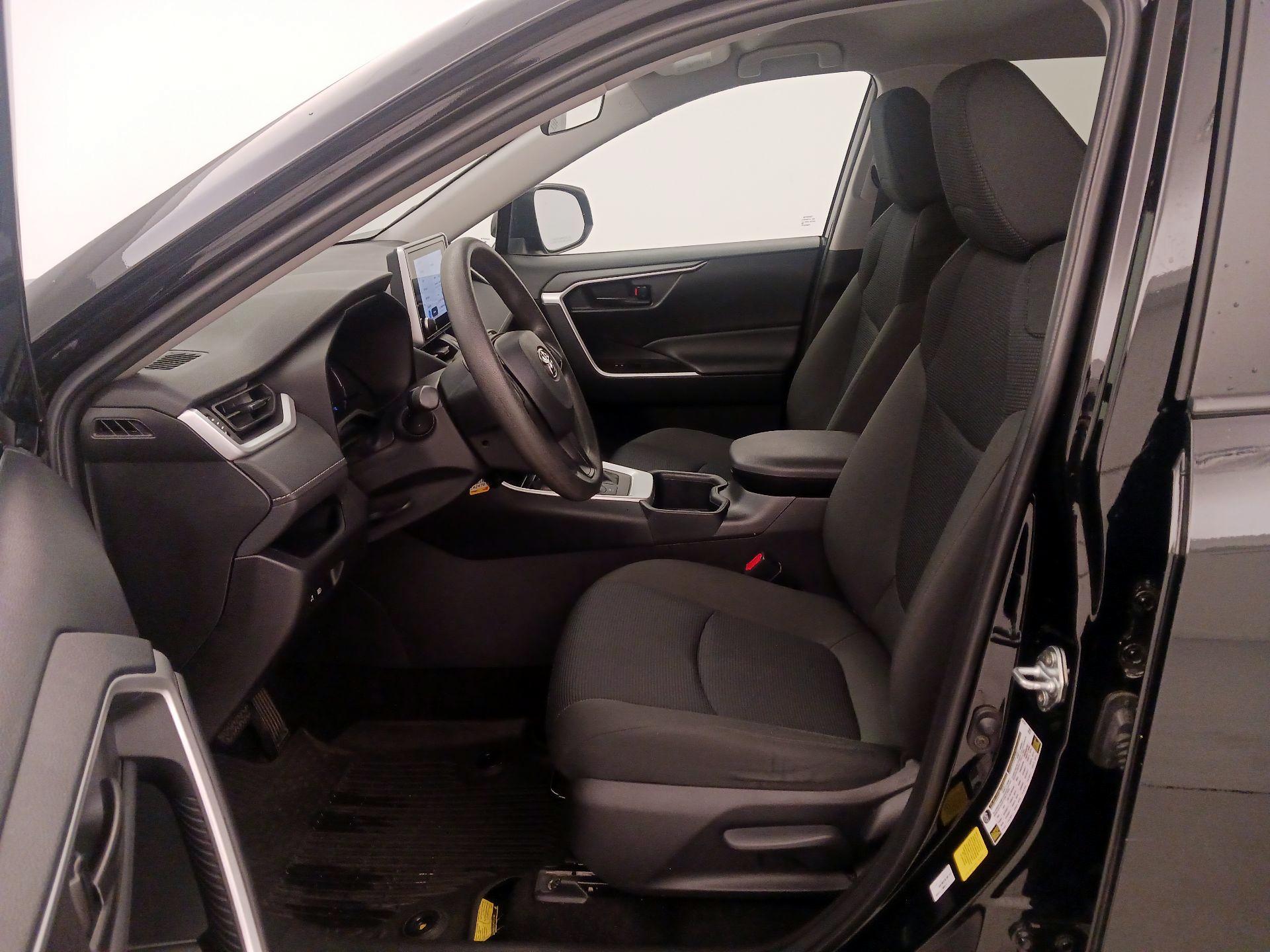 Thumbnail: 2025 Toyota RAV4 - 11
