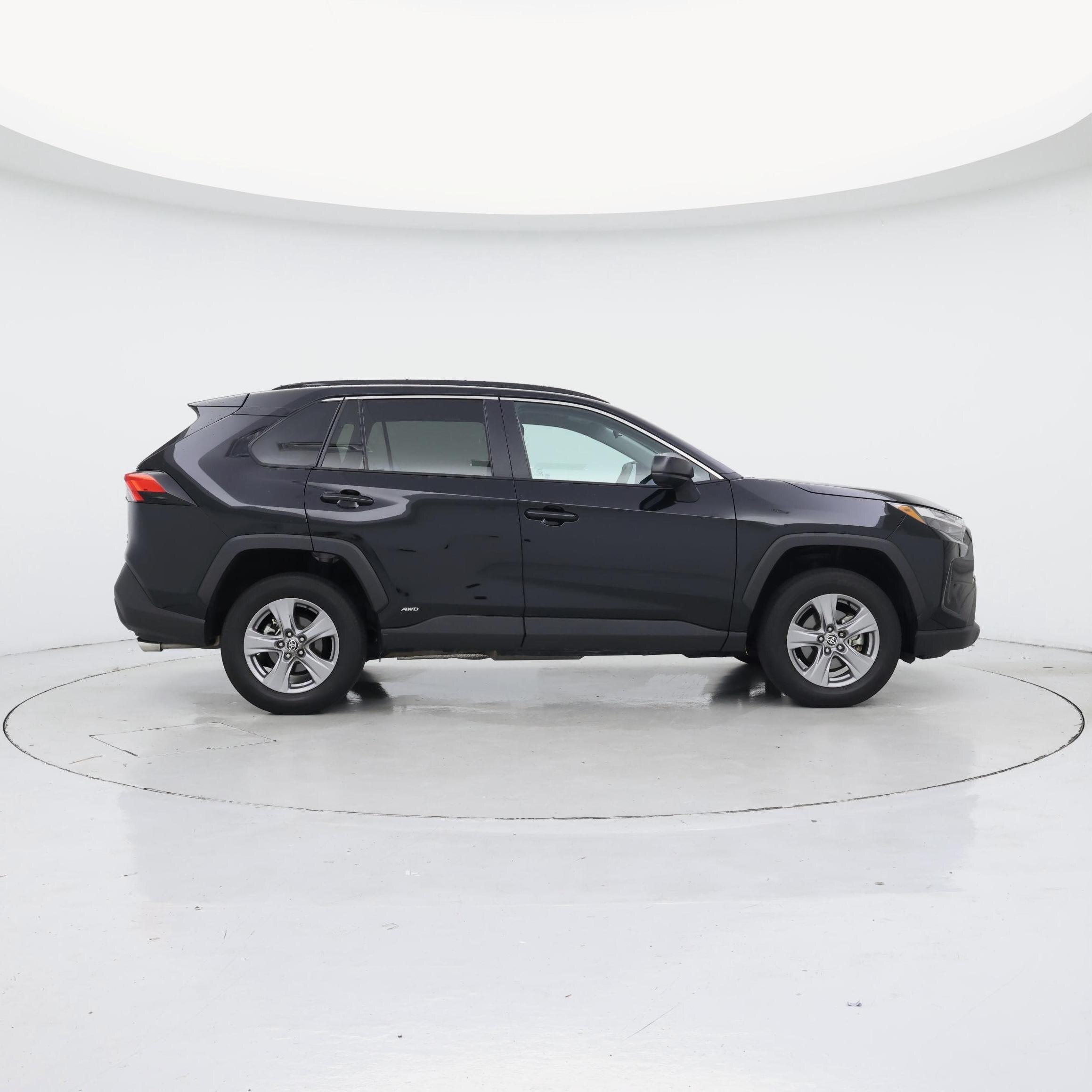 Thumbnail: 2025 Toyota RAV4 - 7