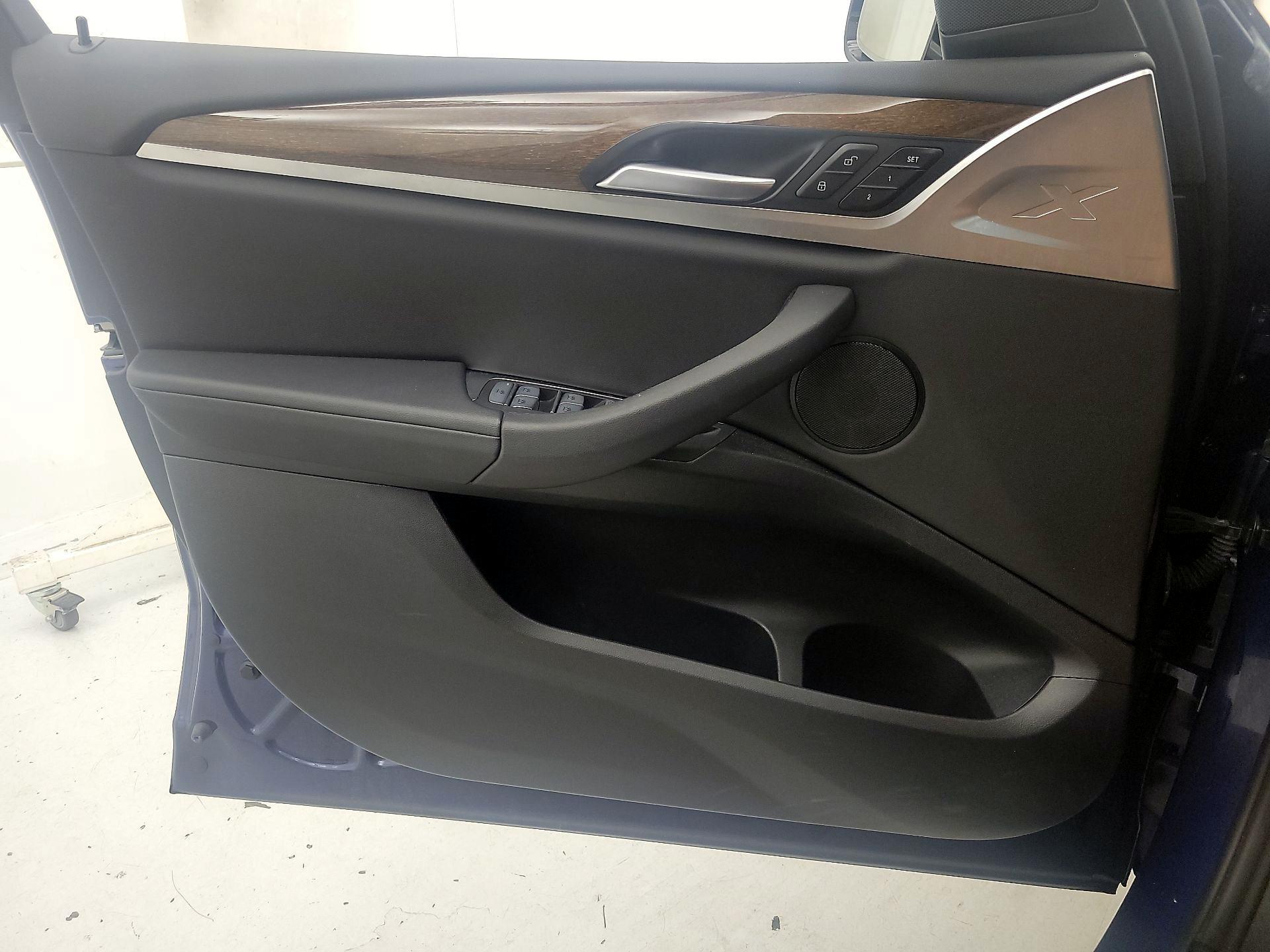Thumbnail: 2021 BMW X3 - 12
