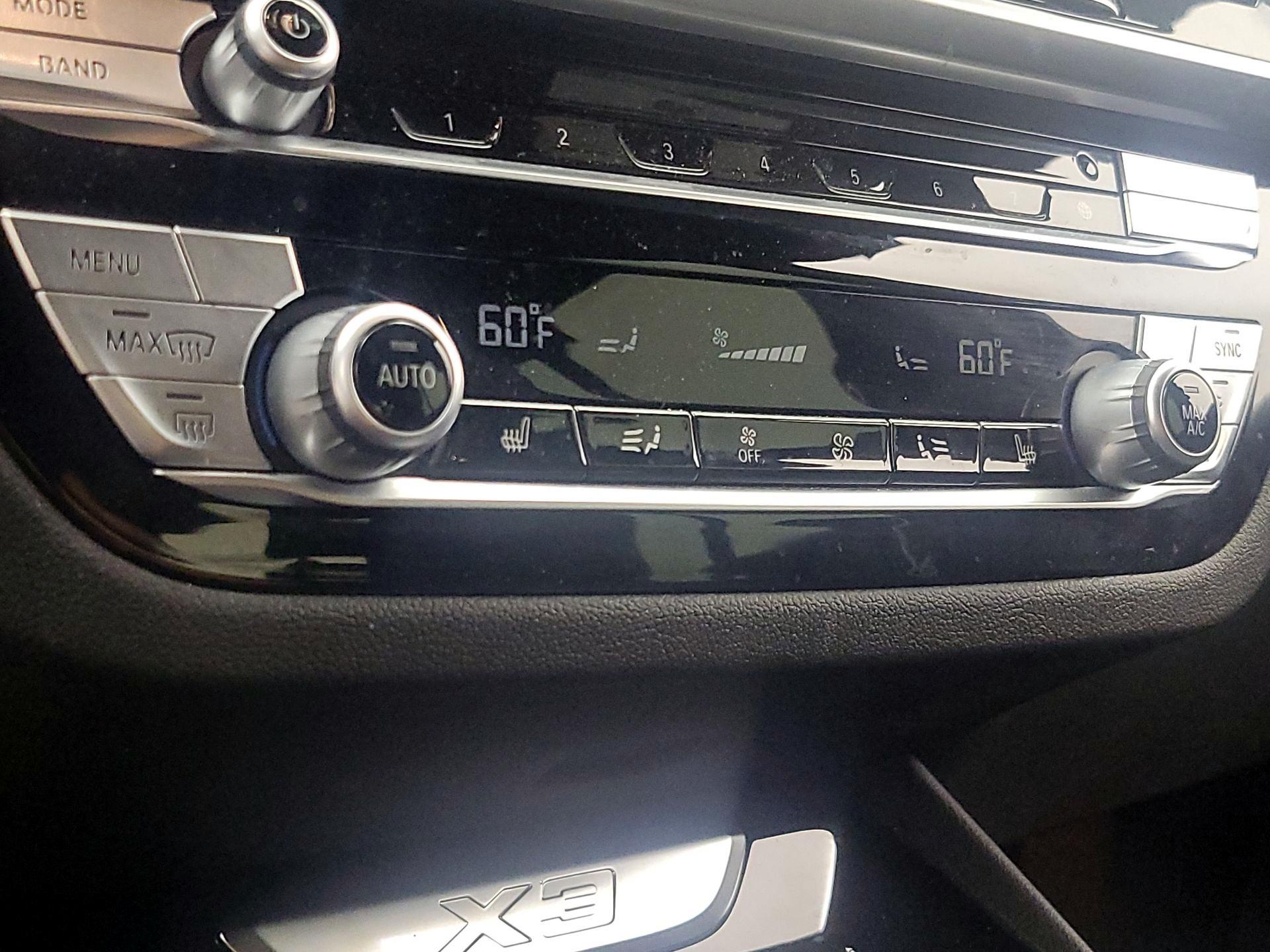 Thumbnail: 2021 BMW X3 - 17