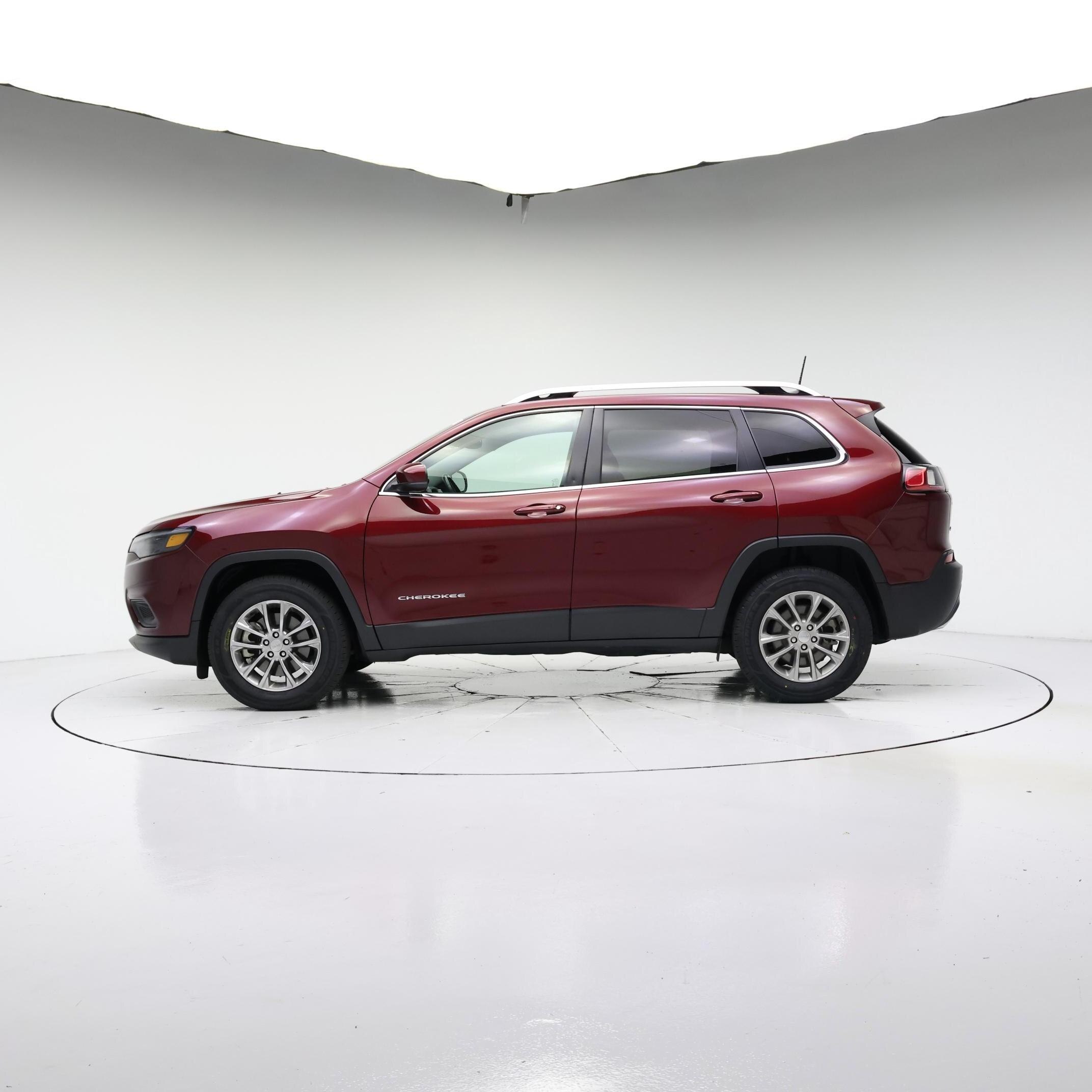 Thumbnail: 2021 Jeep Cherokee - 3