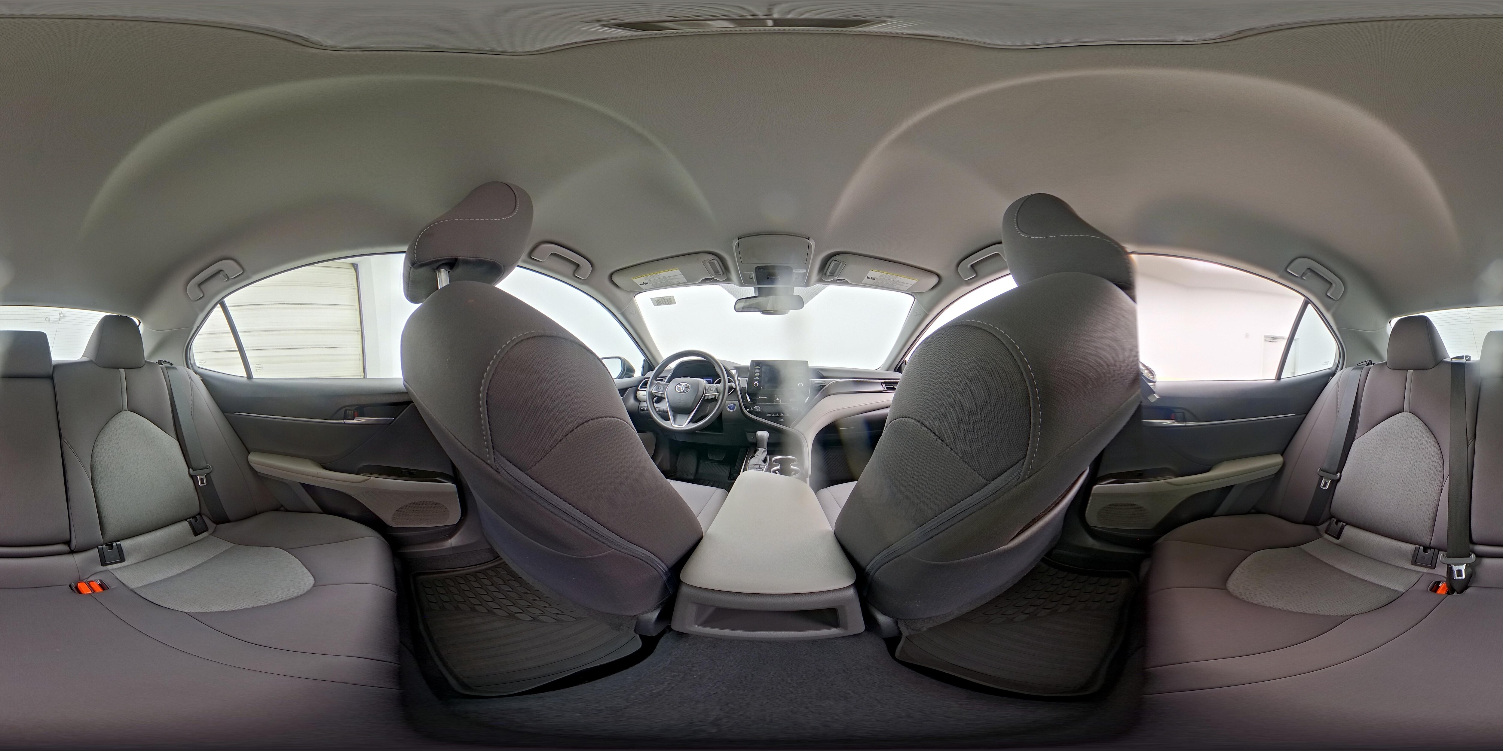 2024 Toyota Camry LE - Photo 25