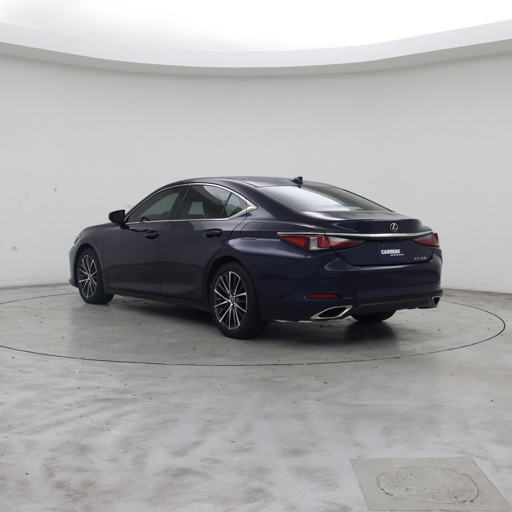 Thumbnail: 2022 Lexus ES - 2