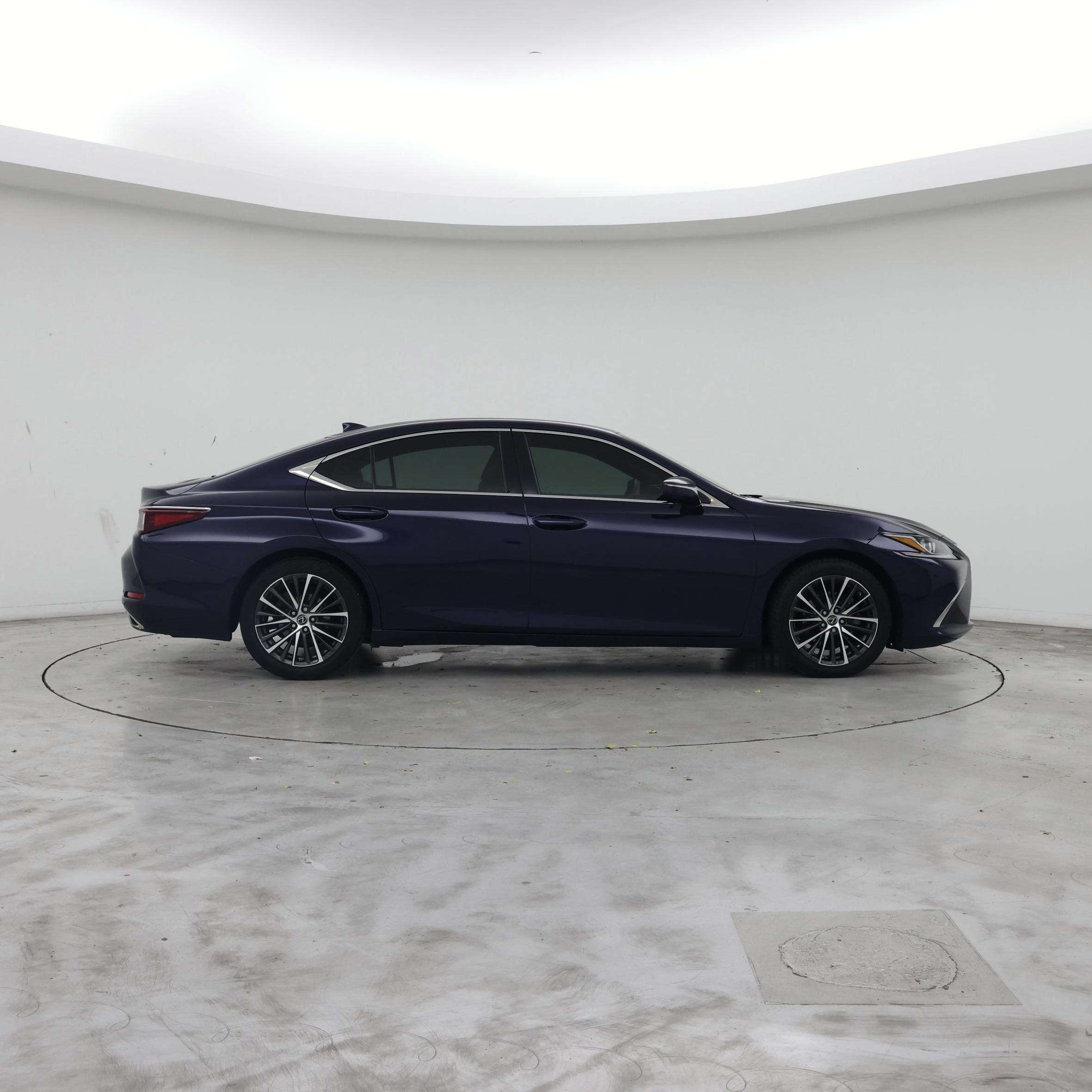 Thumbnail: 2022 Lexus ES - 7