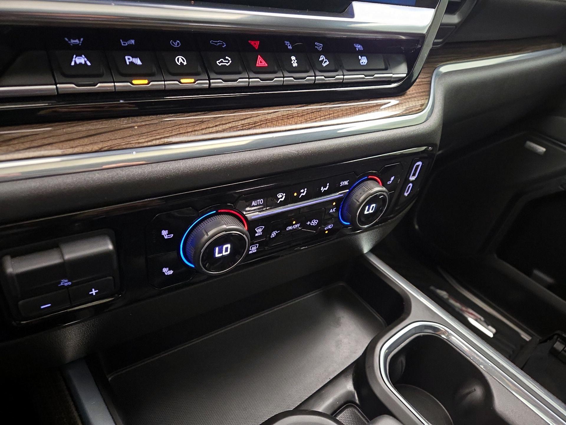Thumbnail: 2024 Chevrolet Silverado 1500 - 16