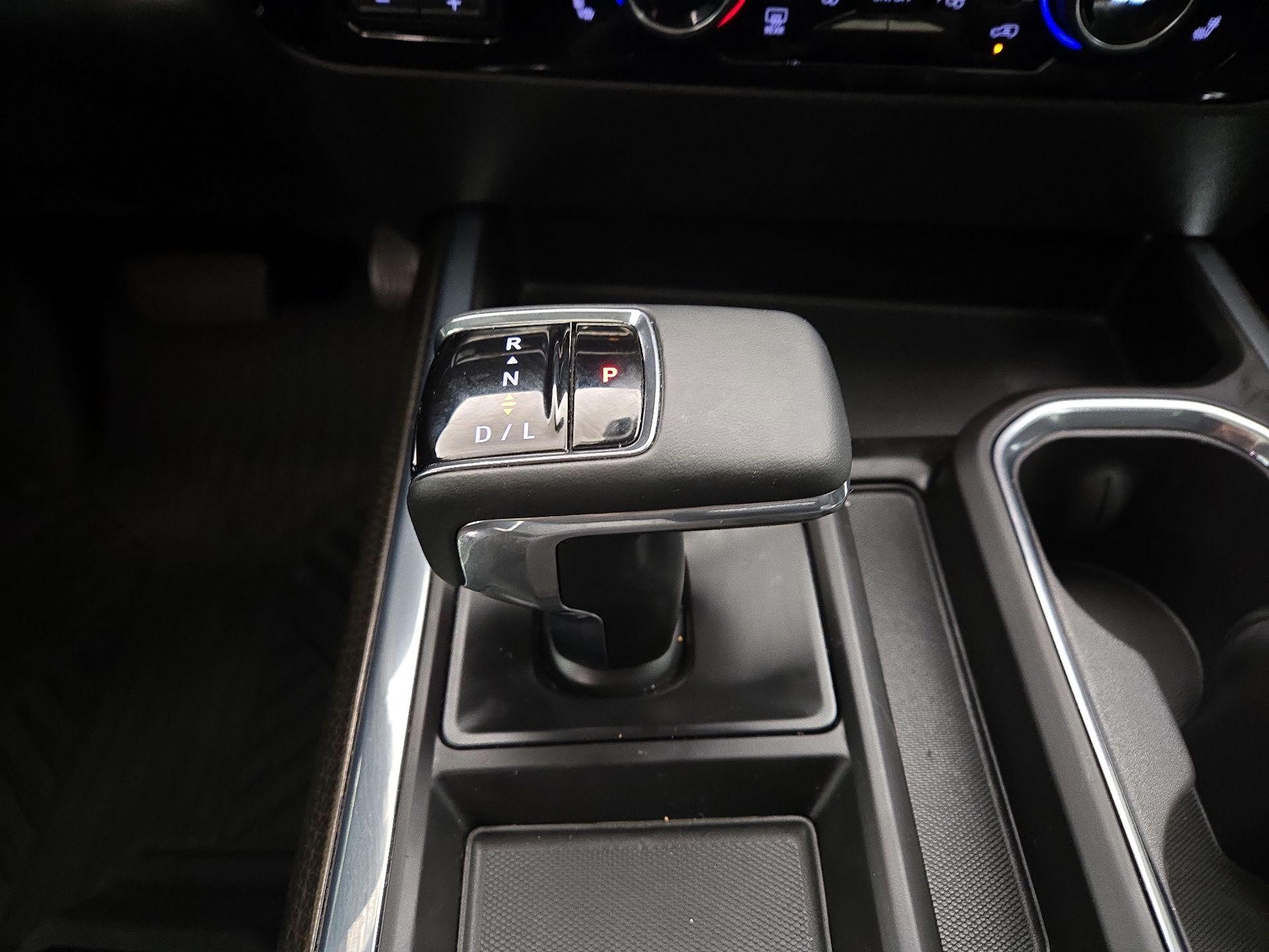 Thumbnail: 2024 Chevrolet Silverado 1500 - 17