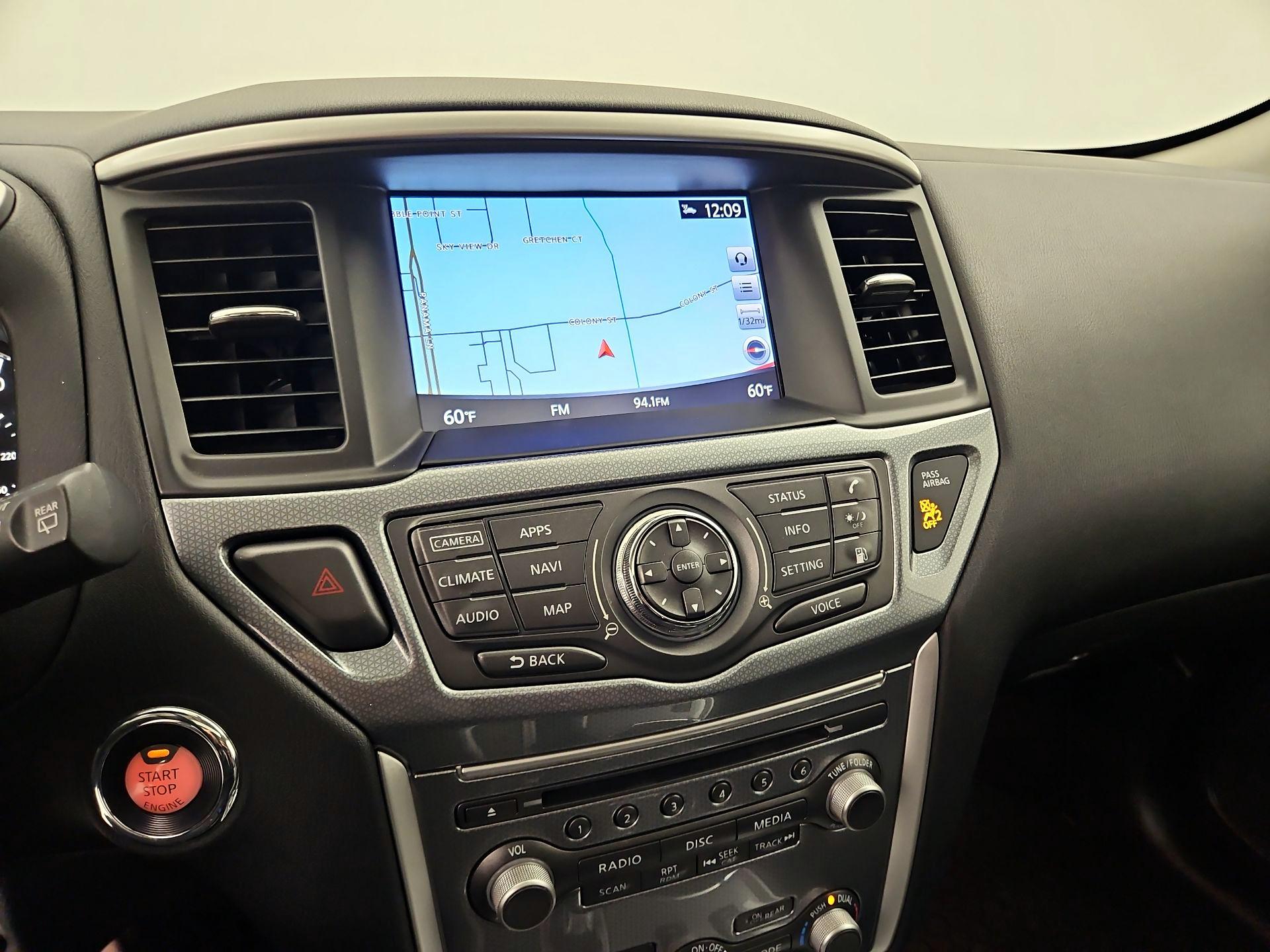 Thumbnail: 2018 Nissan Pathfinder - 14