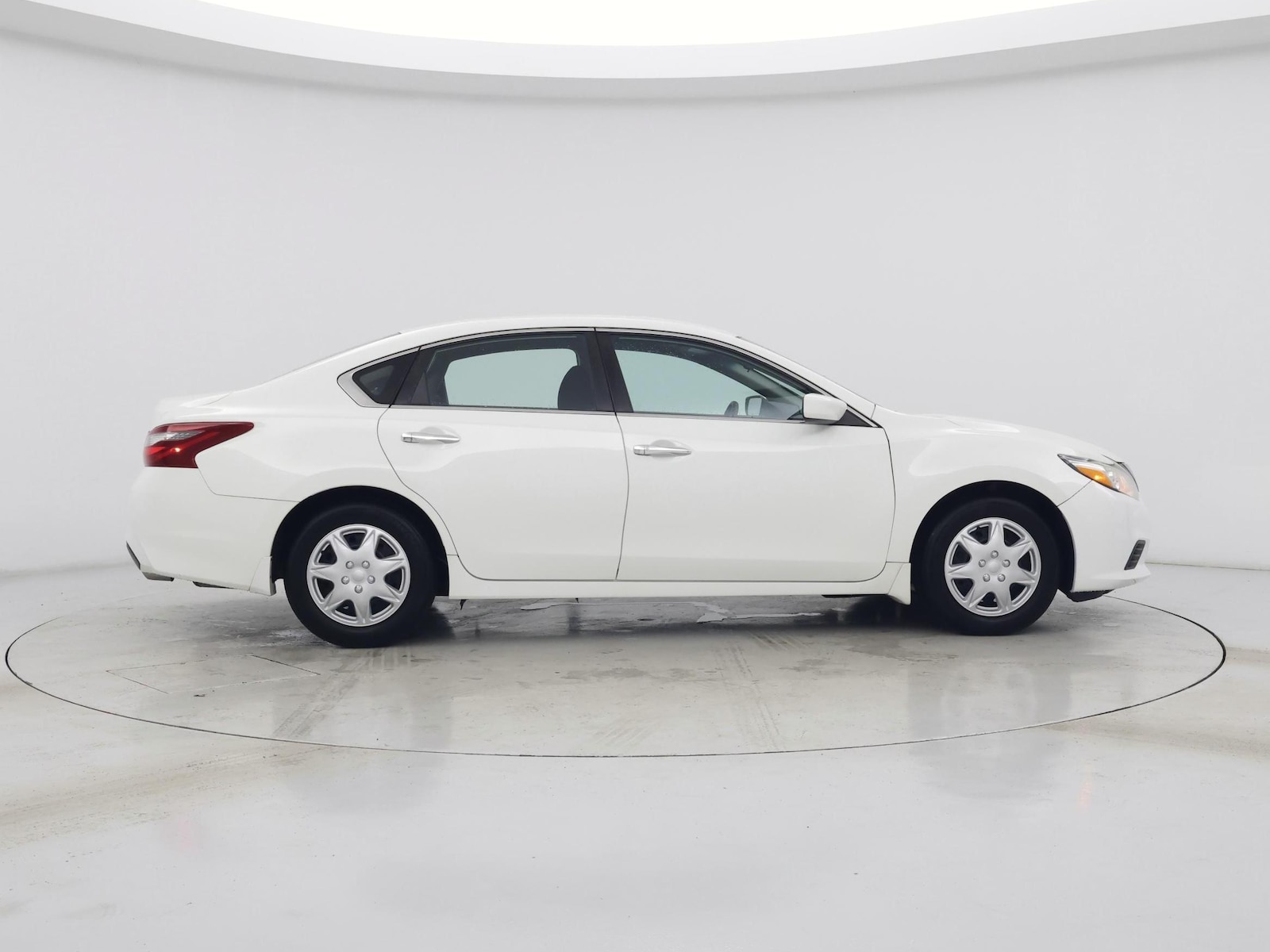 2018 Nissan Altima S - Photo 8