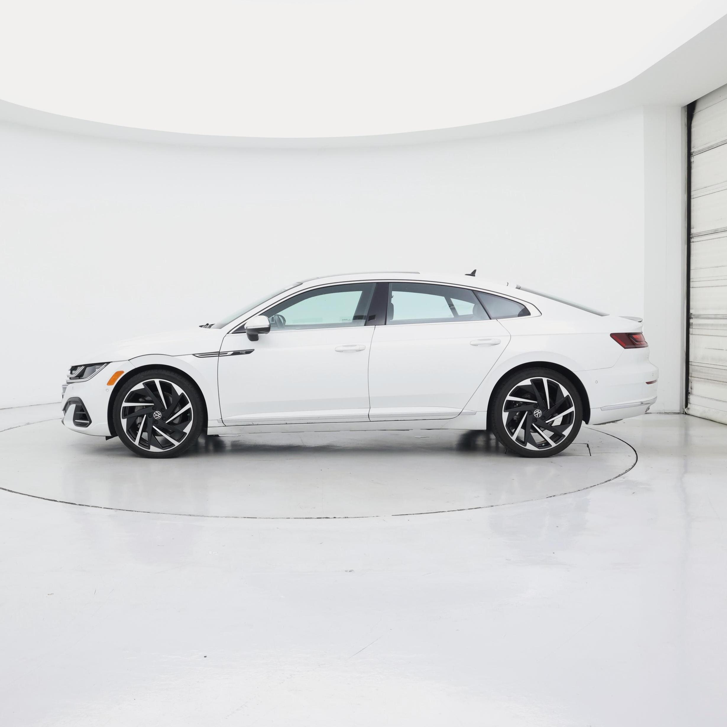 Thumbnail: 2023 Volkswagen Arteon - 3