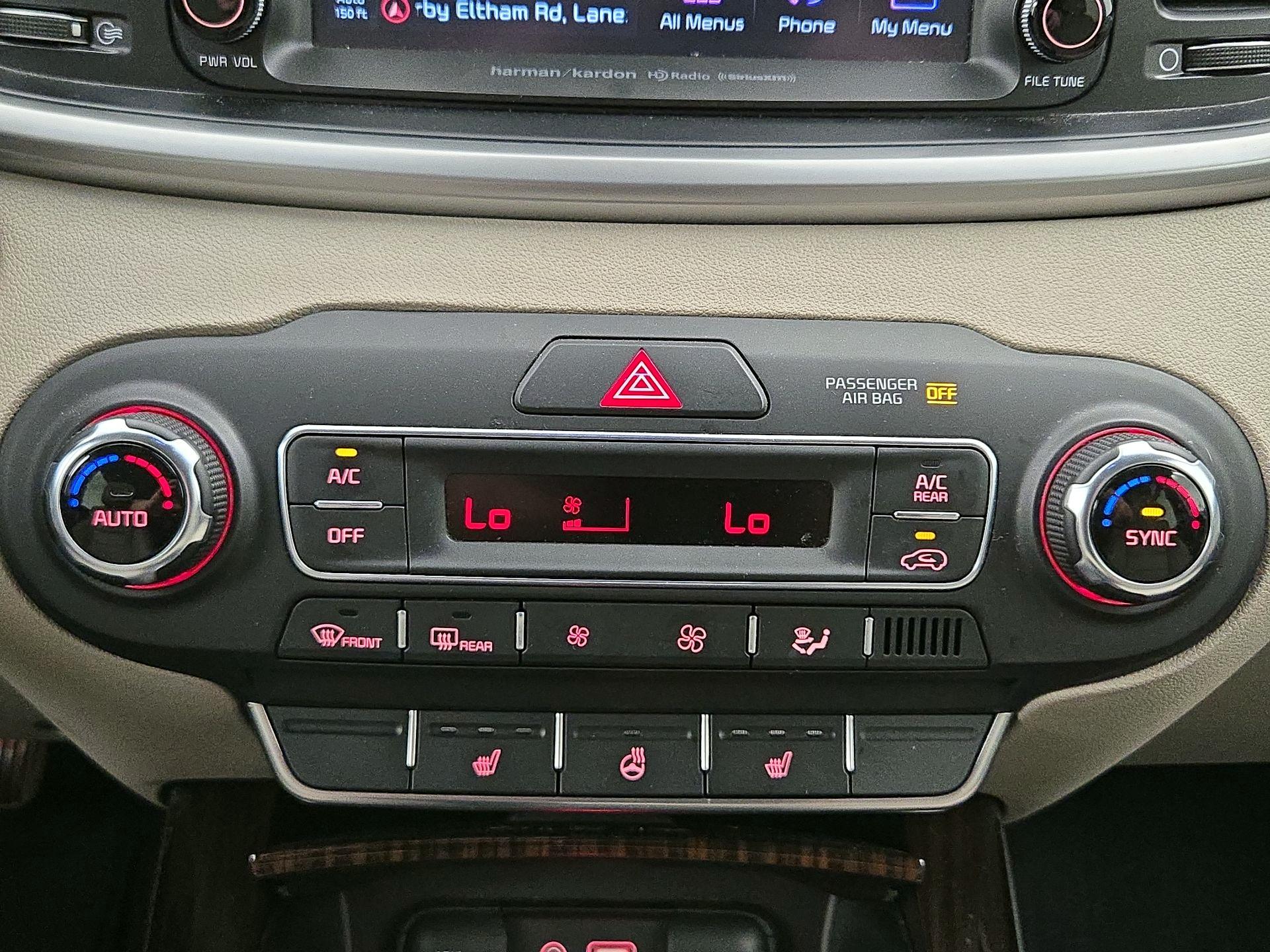 Thumbnail: 2019 Kia Sorento - 17