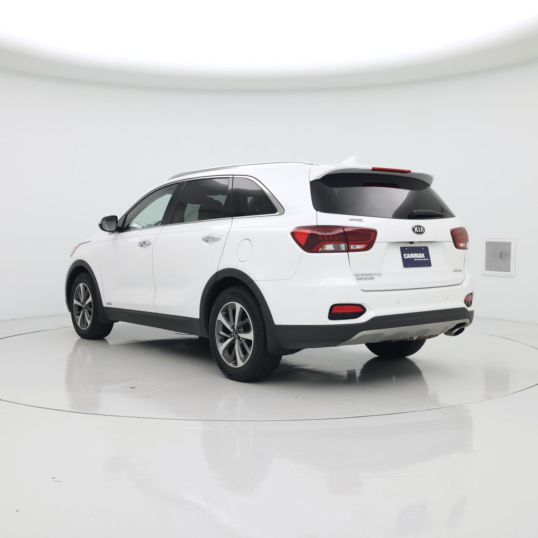 Thumbnail: 2019 Kia Sorento - 2