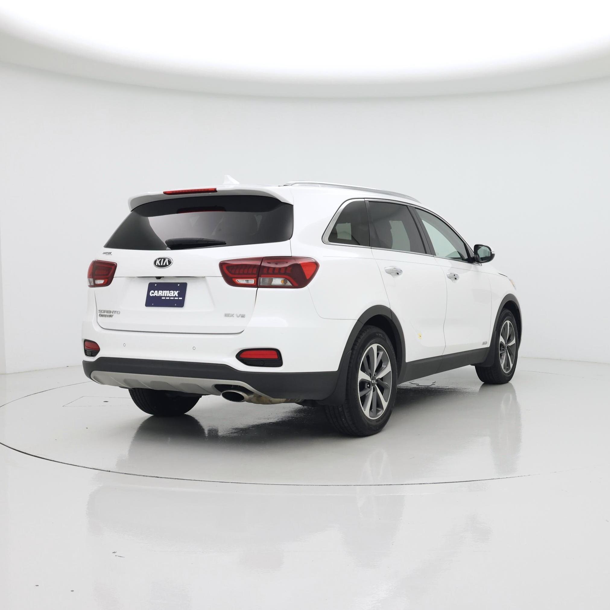 Thumbnail: 2019 Kia Sorento - 8