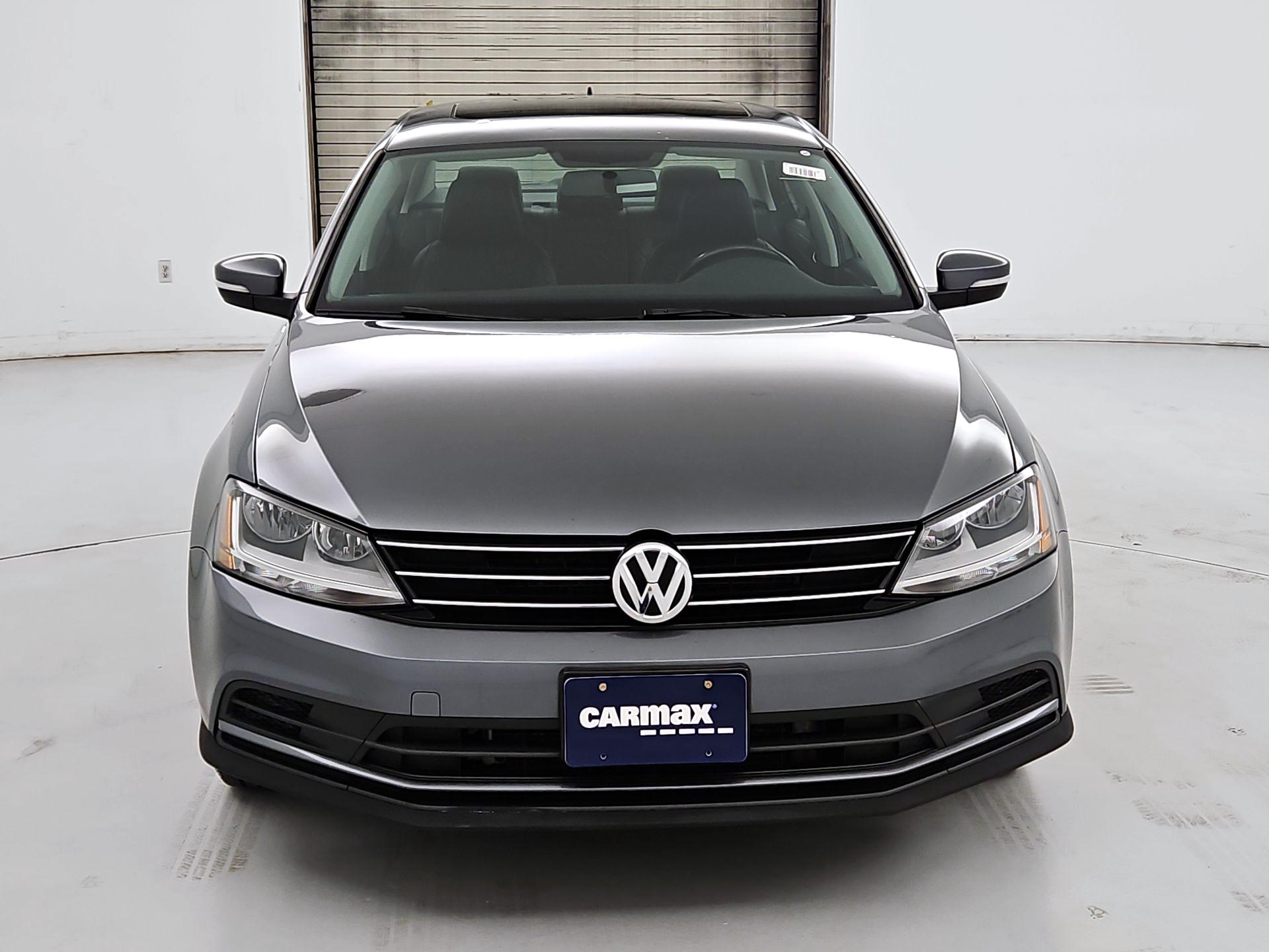 Thumbnail: 2017 Volkswagen Jetta - 2