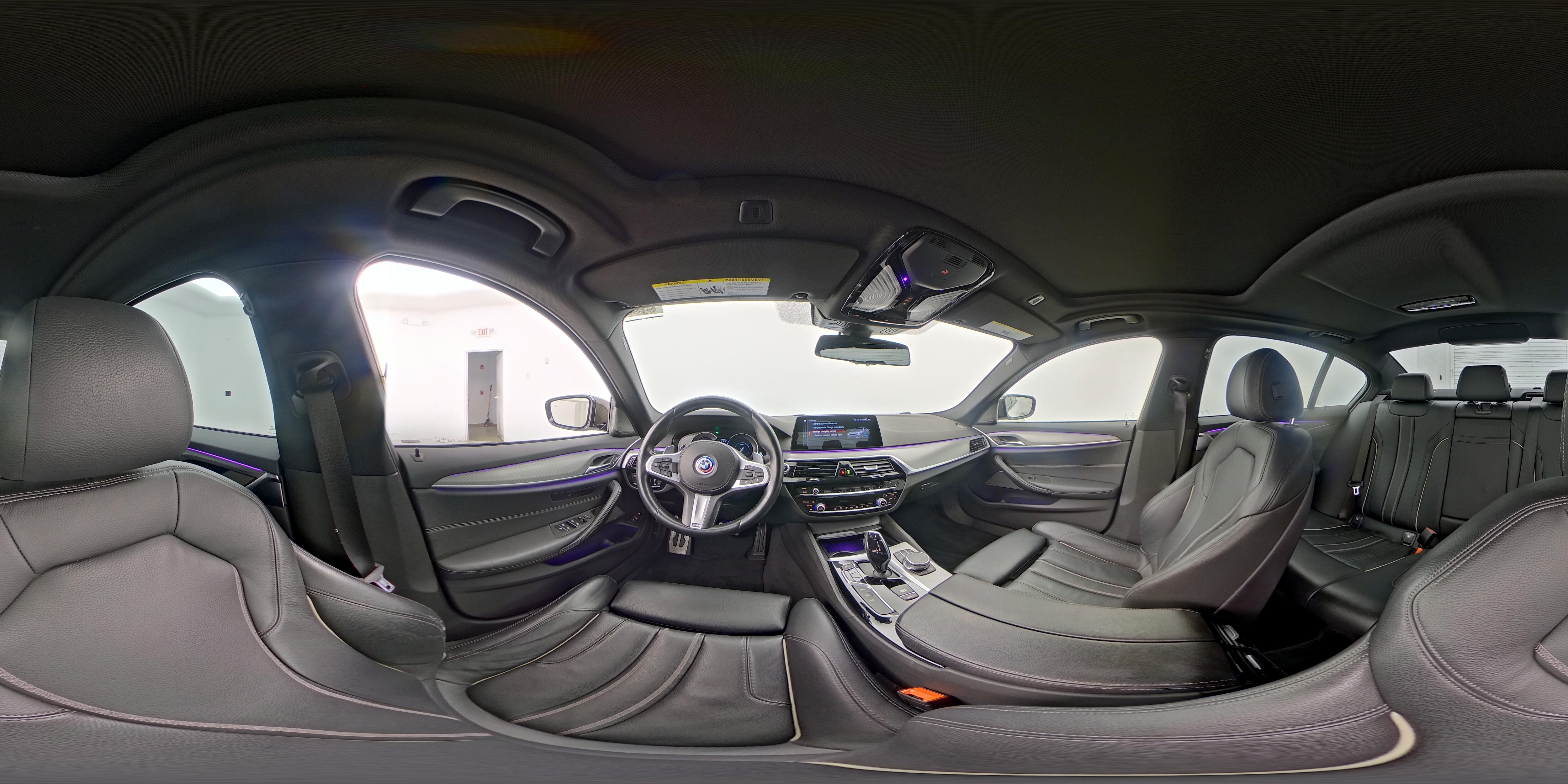 2019 BMW 5 Series 530e - Photo 28