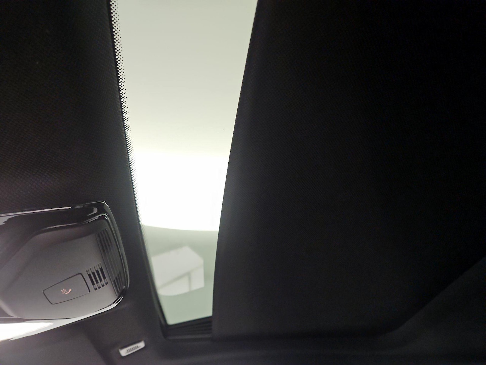 2019 BMW 5 Series 530e - Photo 21
