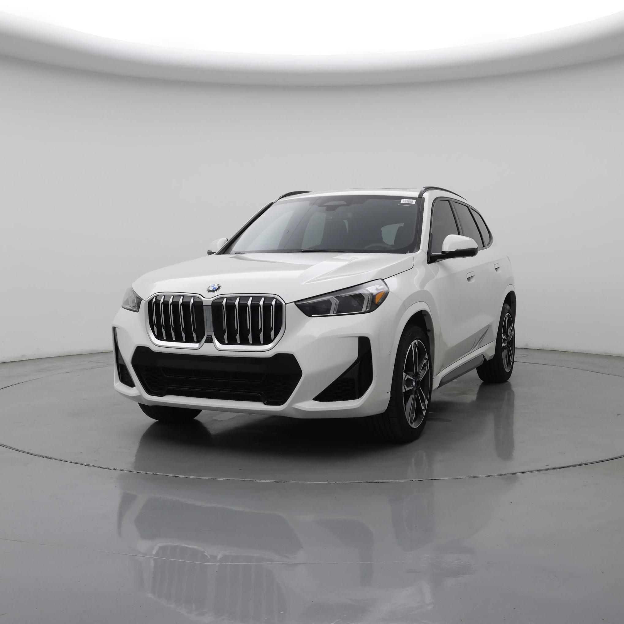Thumbnail: 2023 BMW X1 - 4