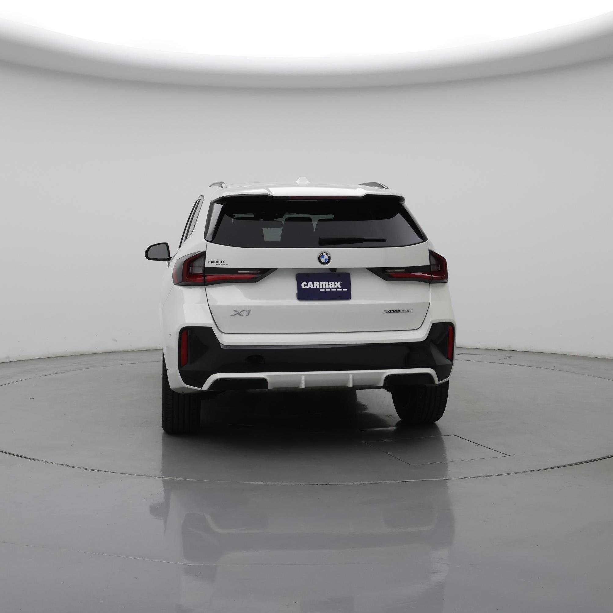 Thumbnail: 2023 BMW X1 - 6