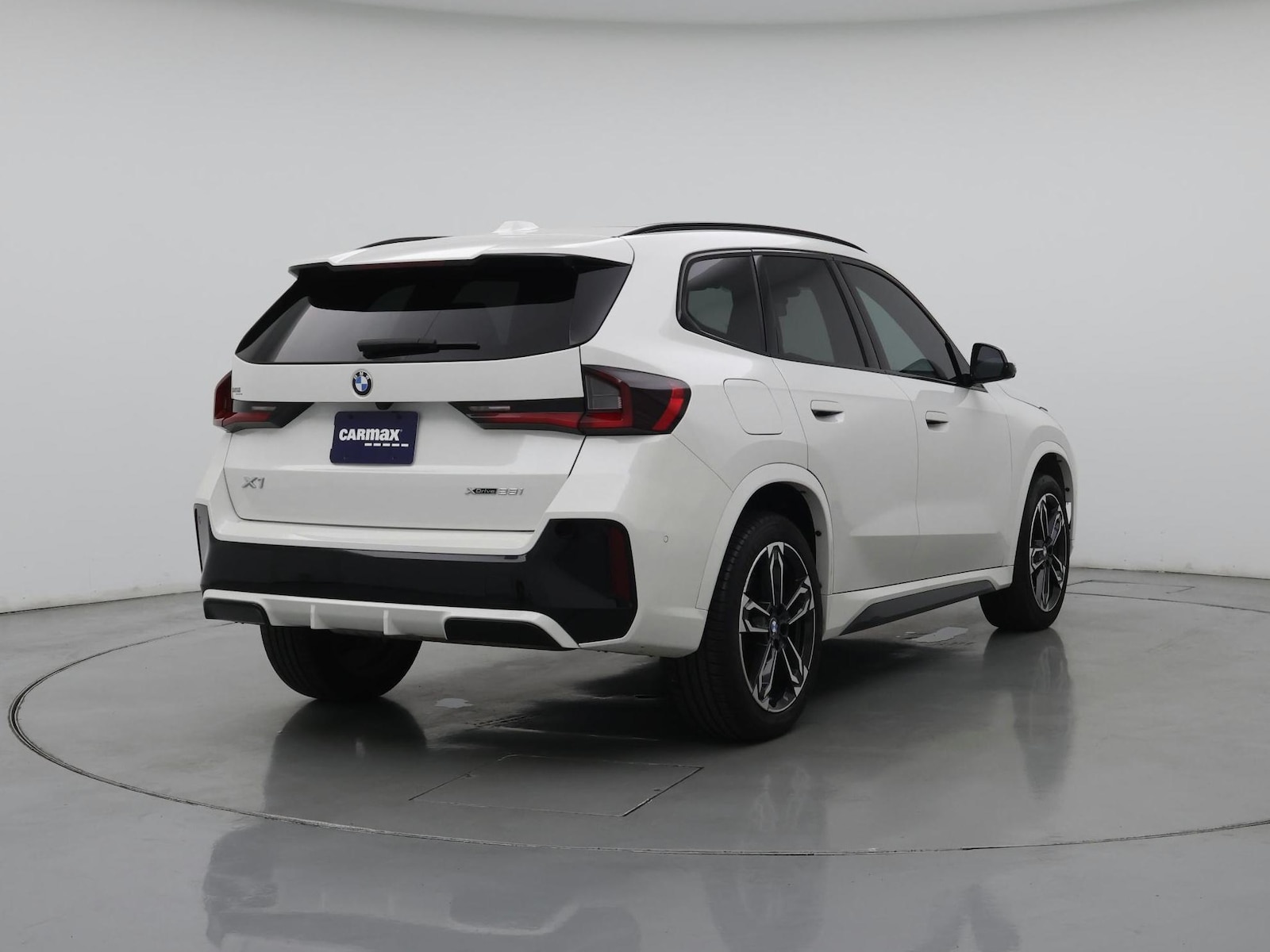2023 BMW X1 28i - Photo 9